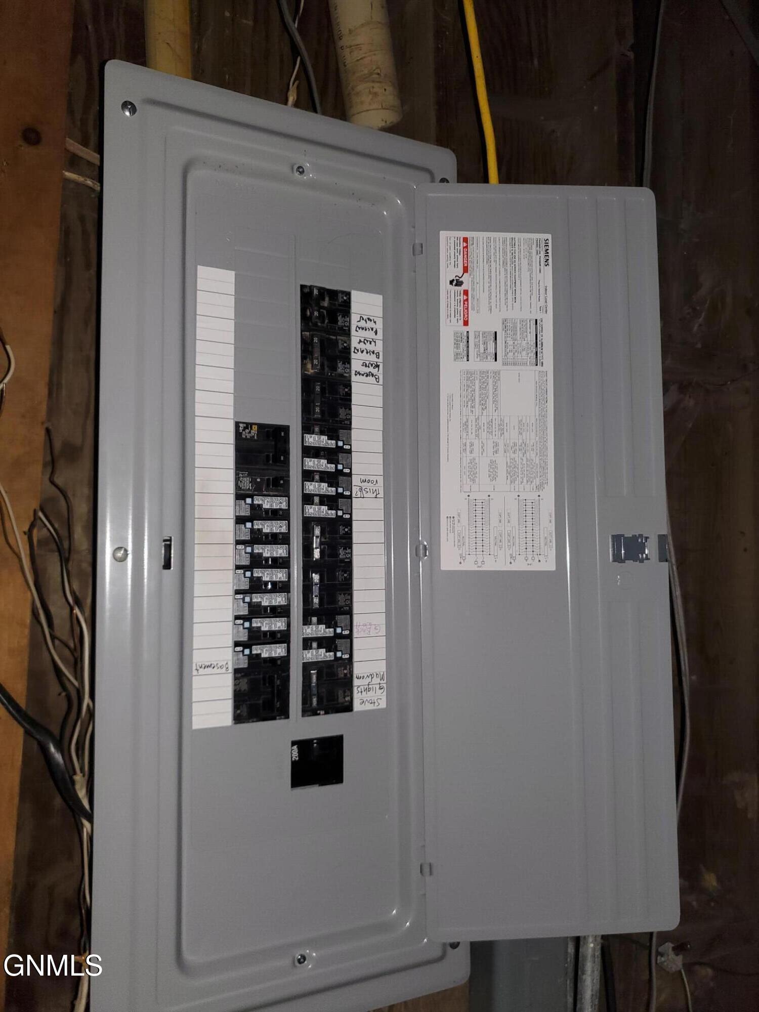 property viewer photo 47