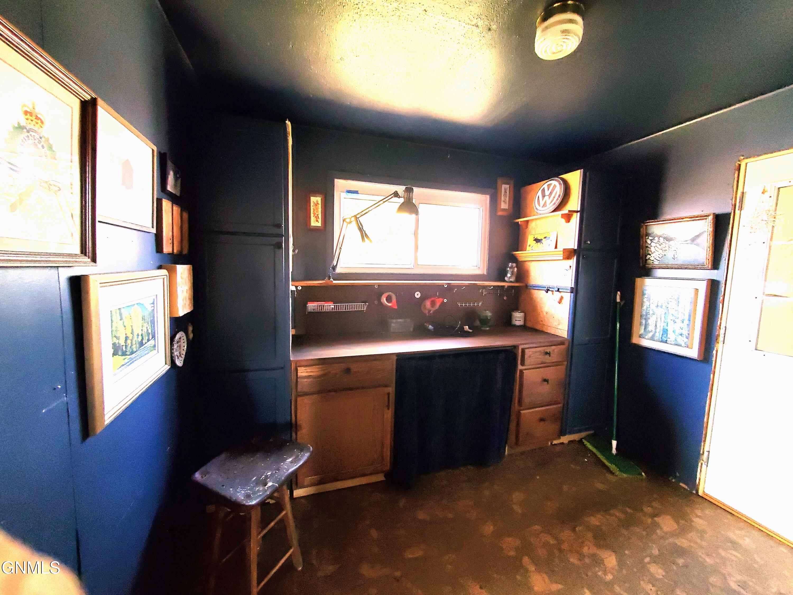 property viewer photo 9