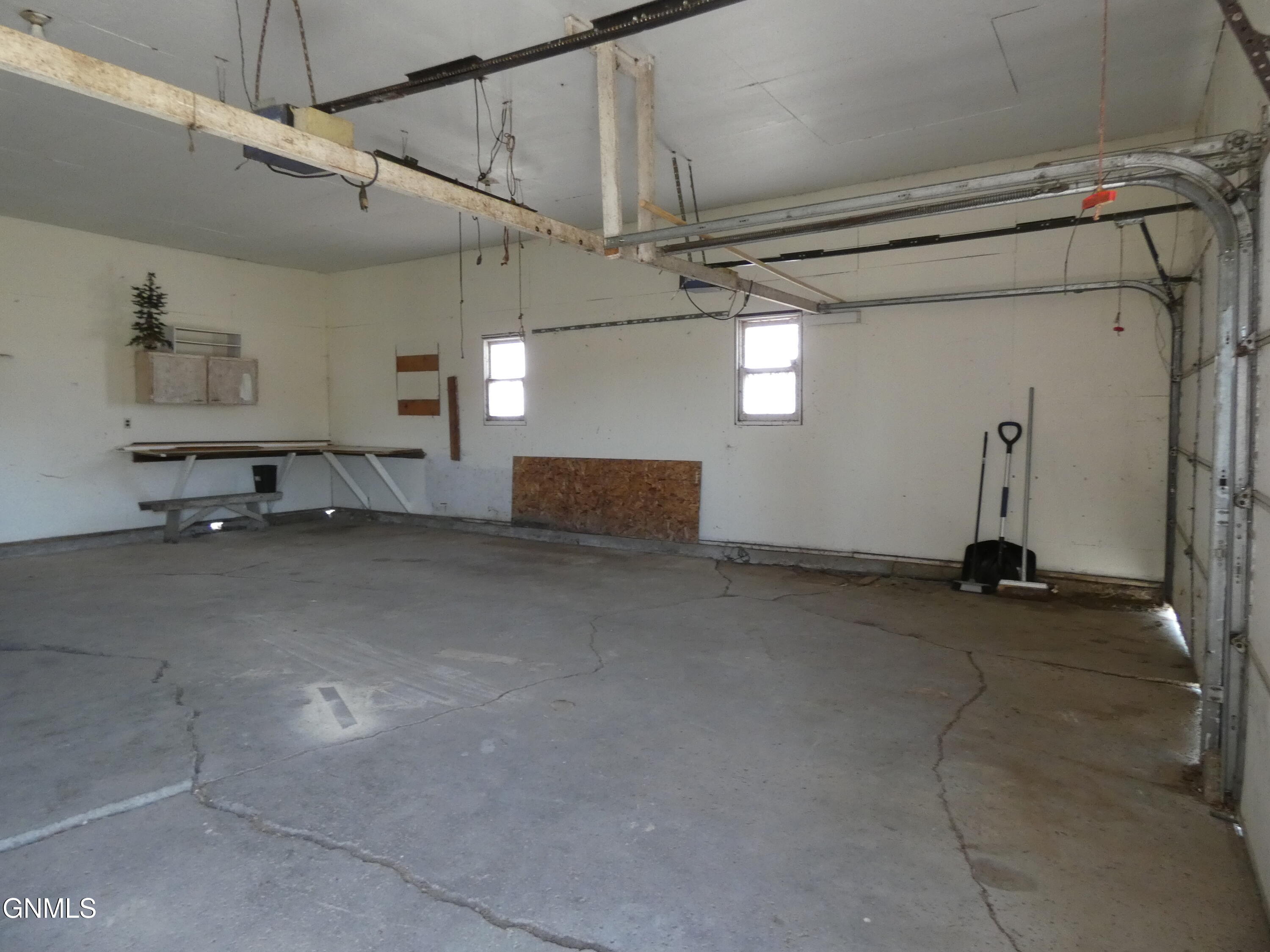 property viewer photo 92