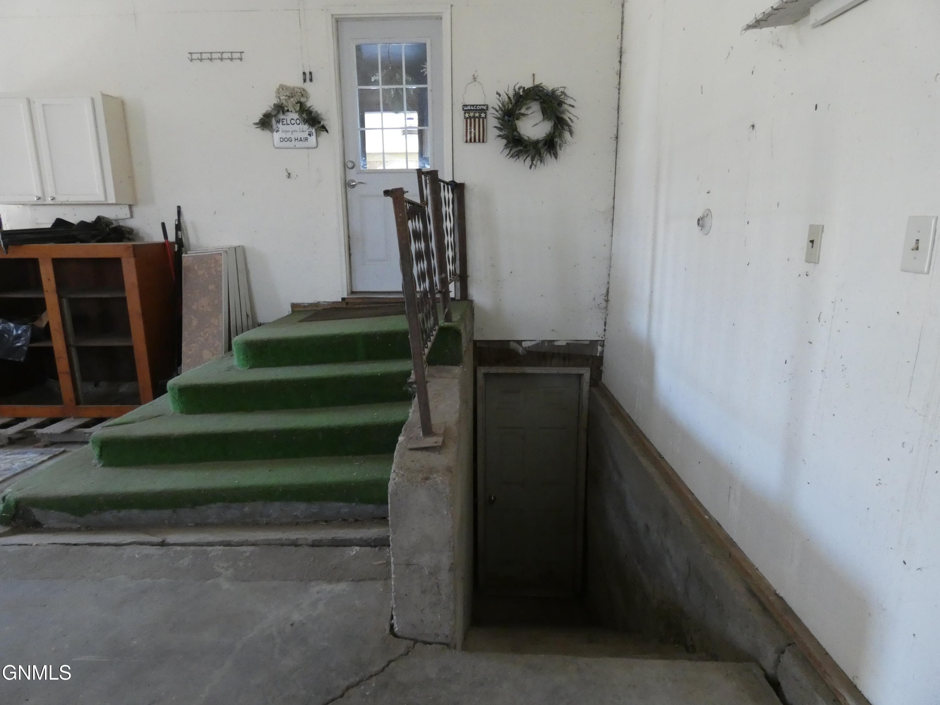 property viewer photo 94