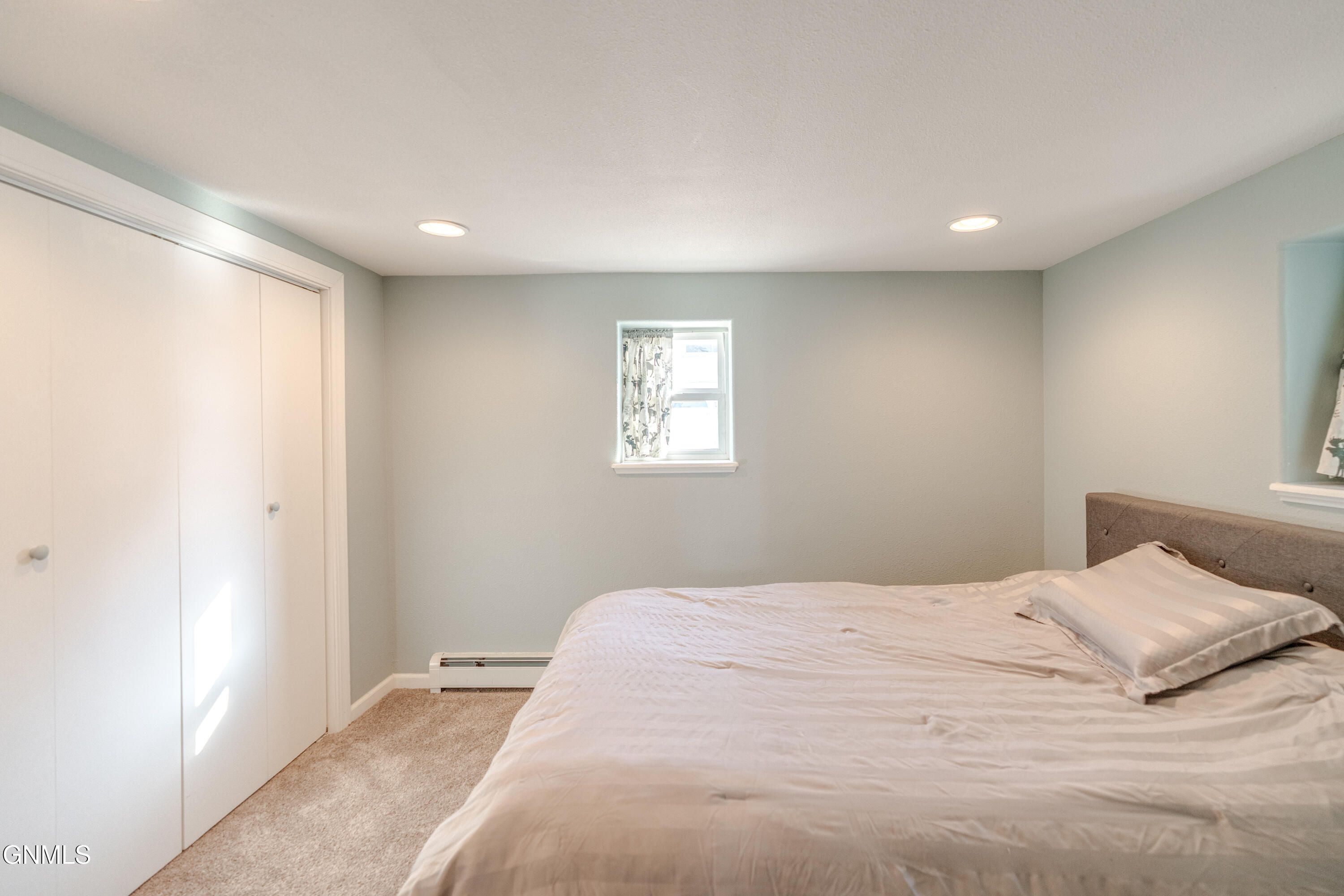 property viewer photo 10