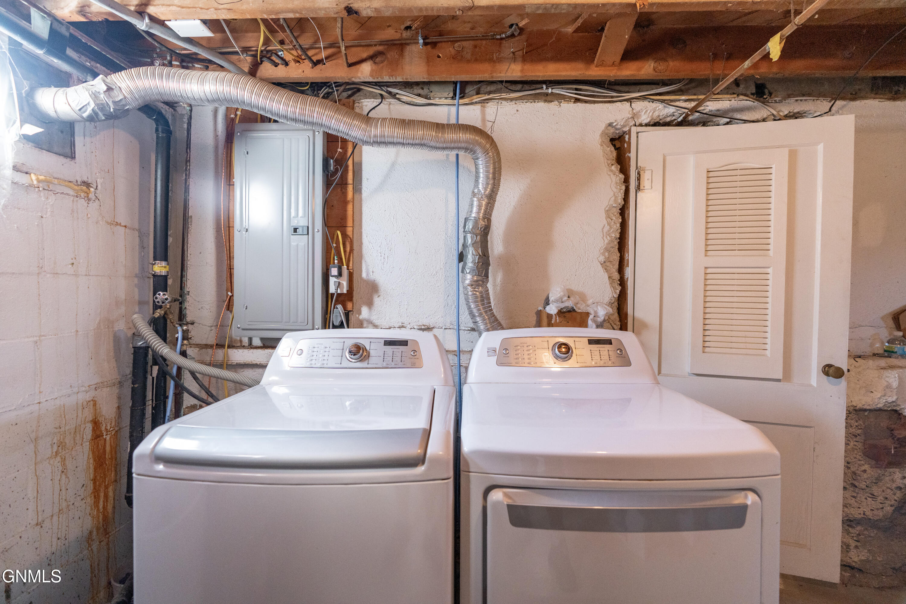 property viewer photo 13