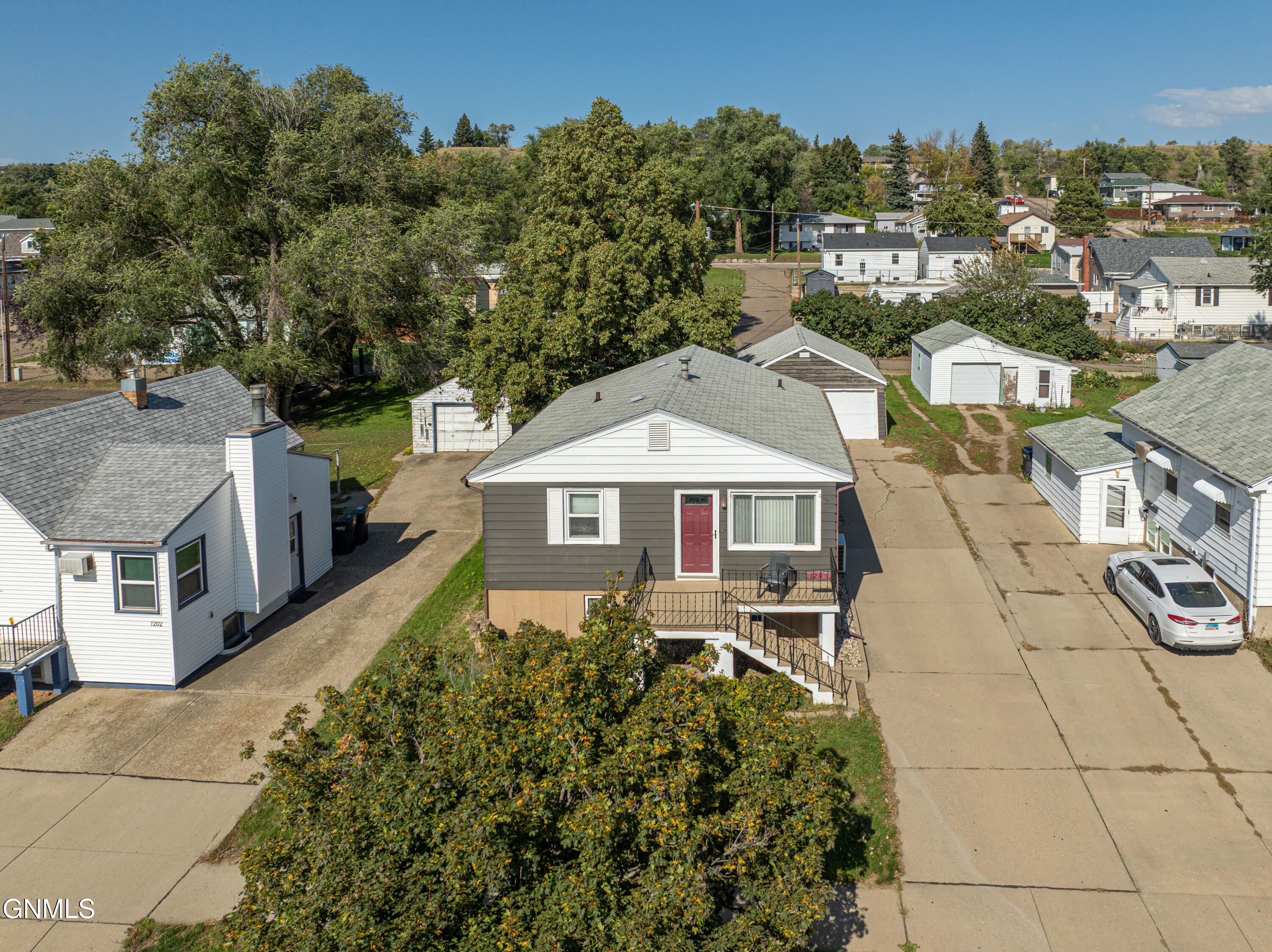 property viewer photo 21