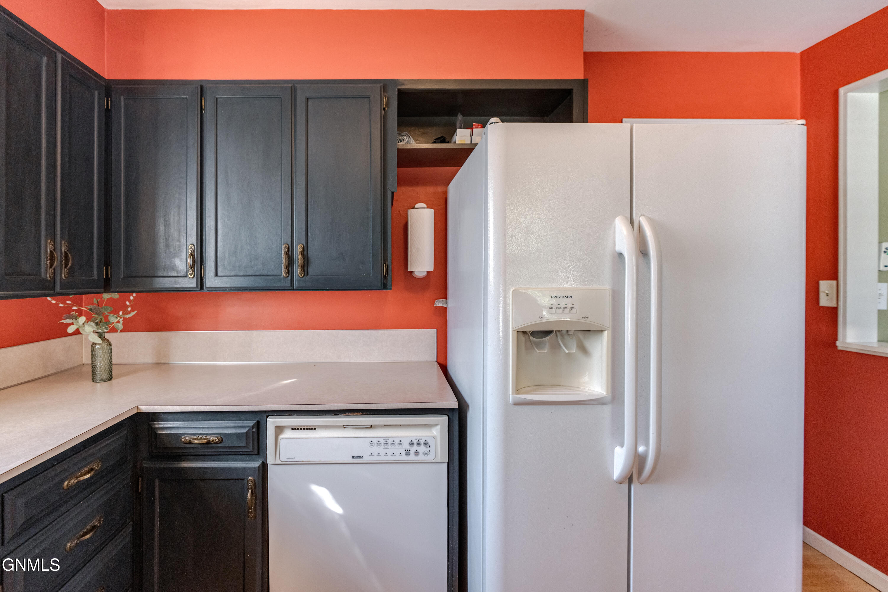 property viewer photo 26