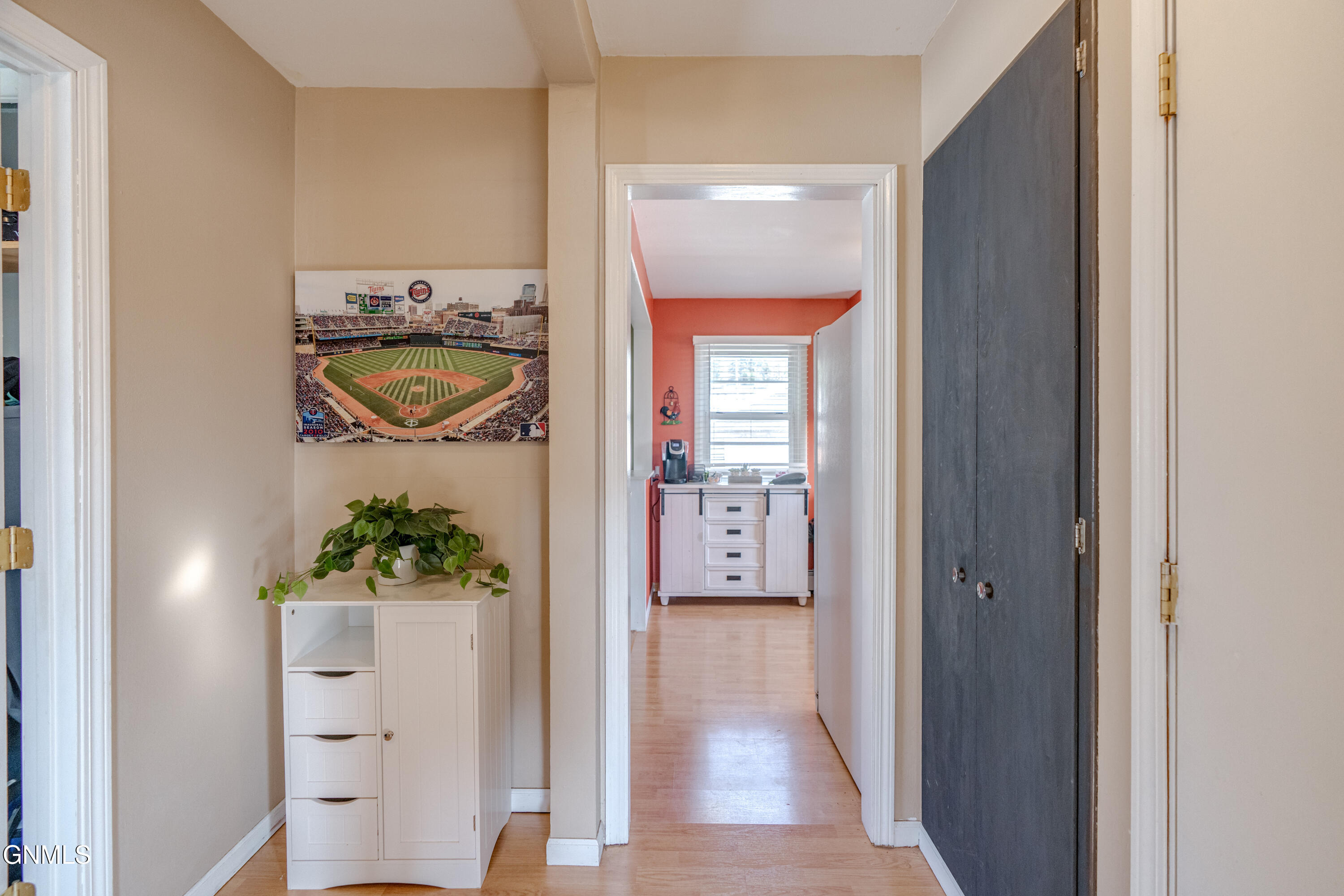 property viewer photo 28
