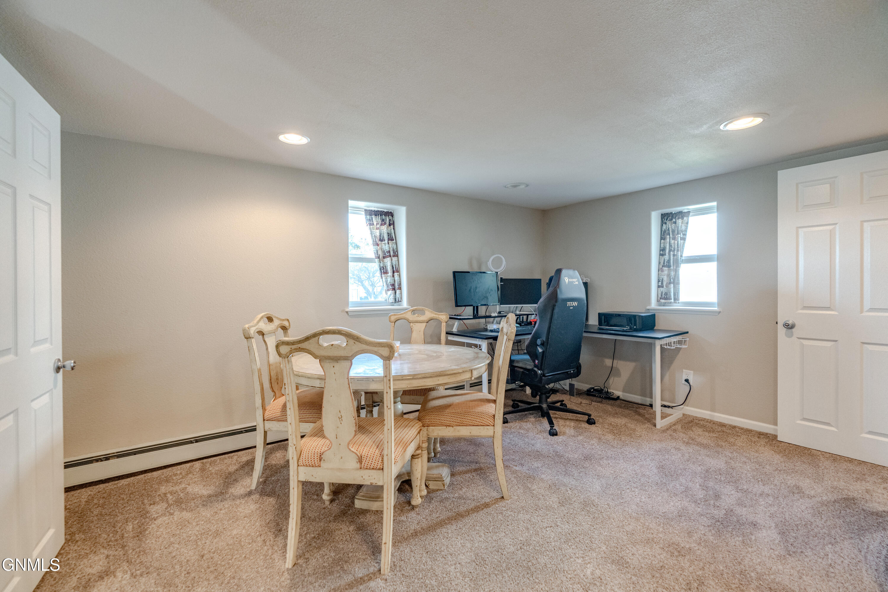 property viewer photo 35