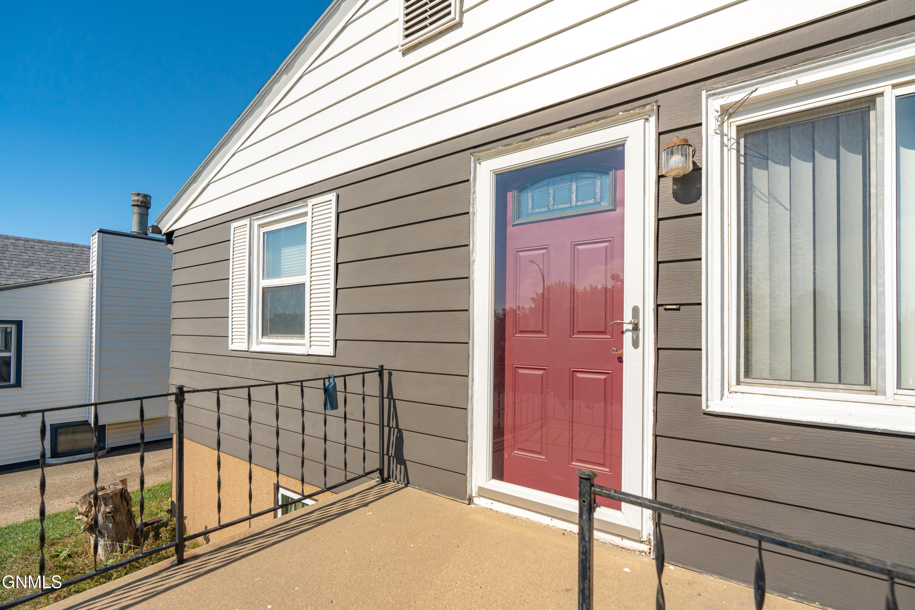 property viewer photo 40