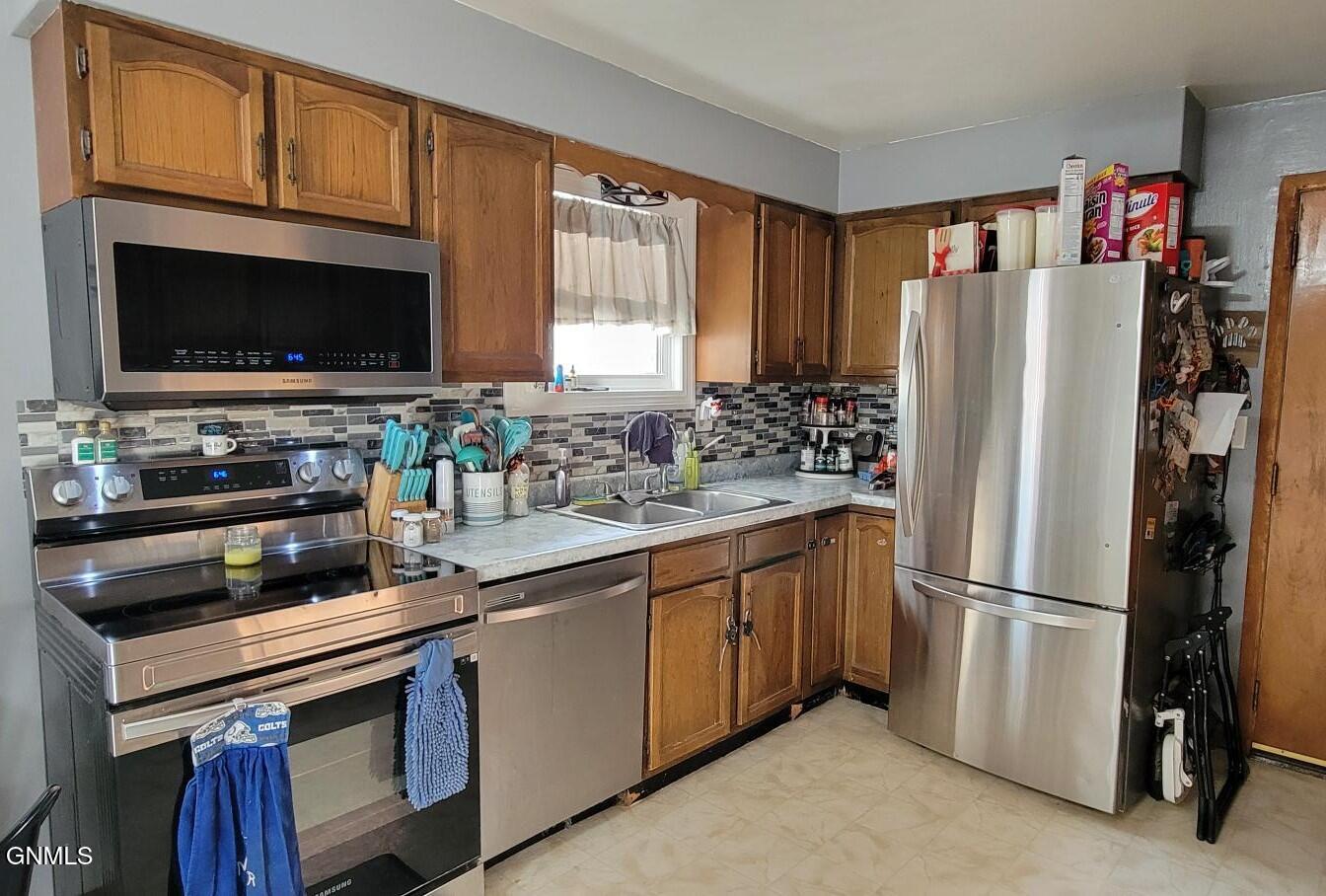 property viewer photo 11