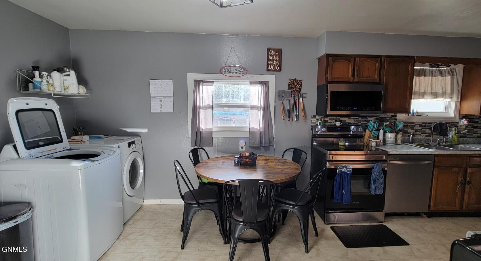property viewer photo 12
