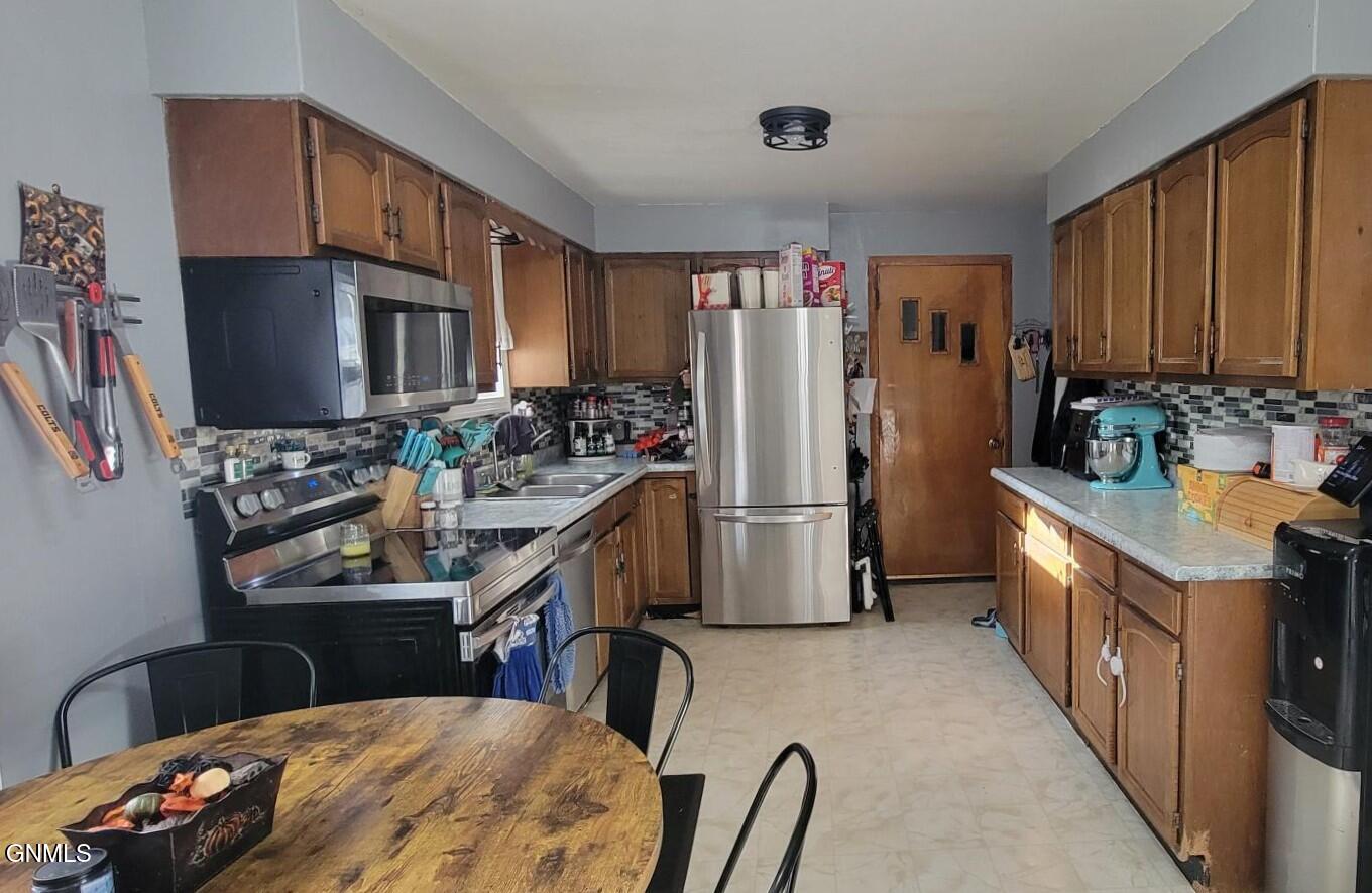 property viewer photo 2