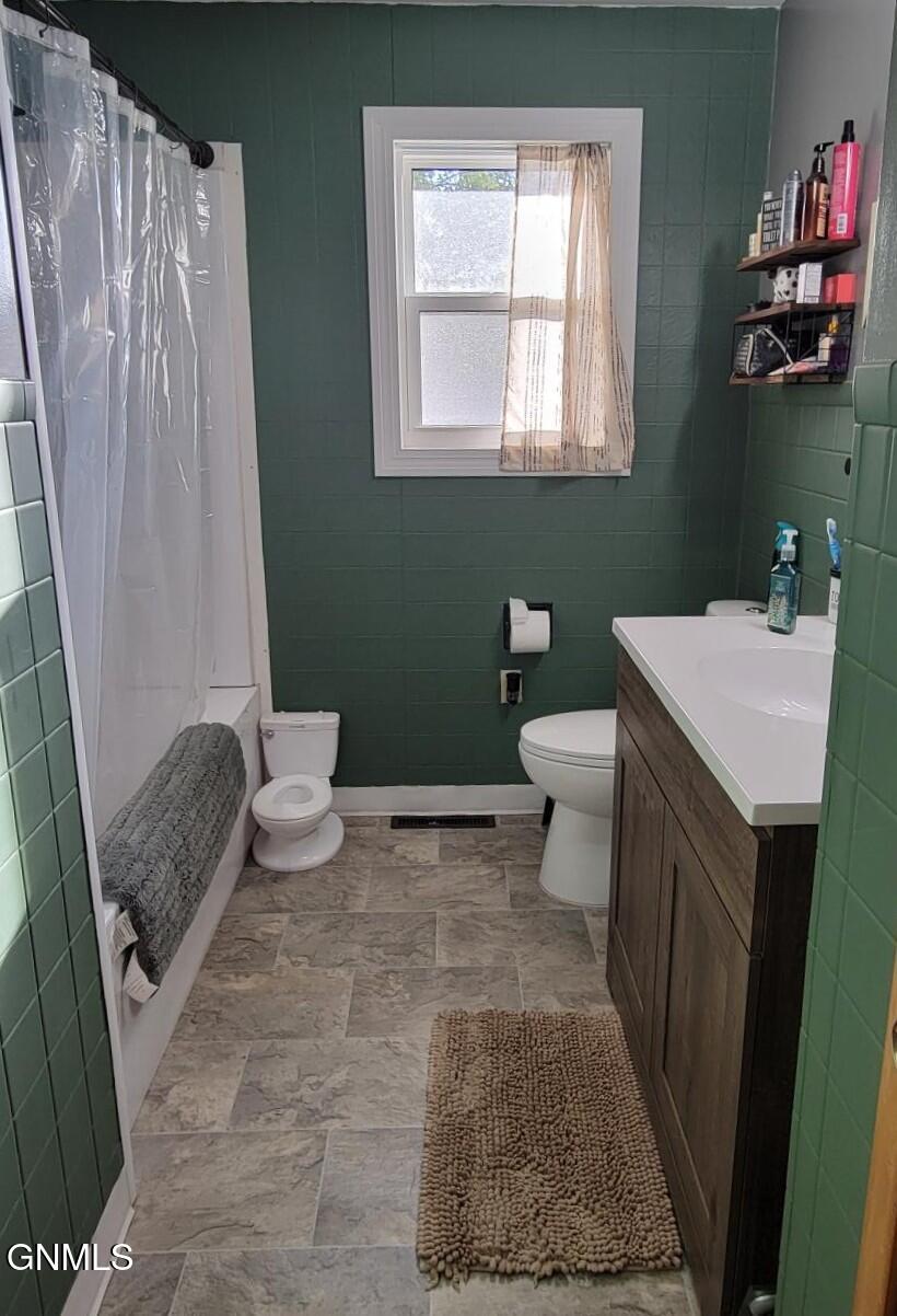 property viewer photo 3