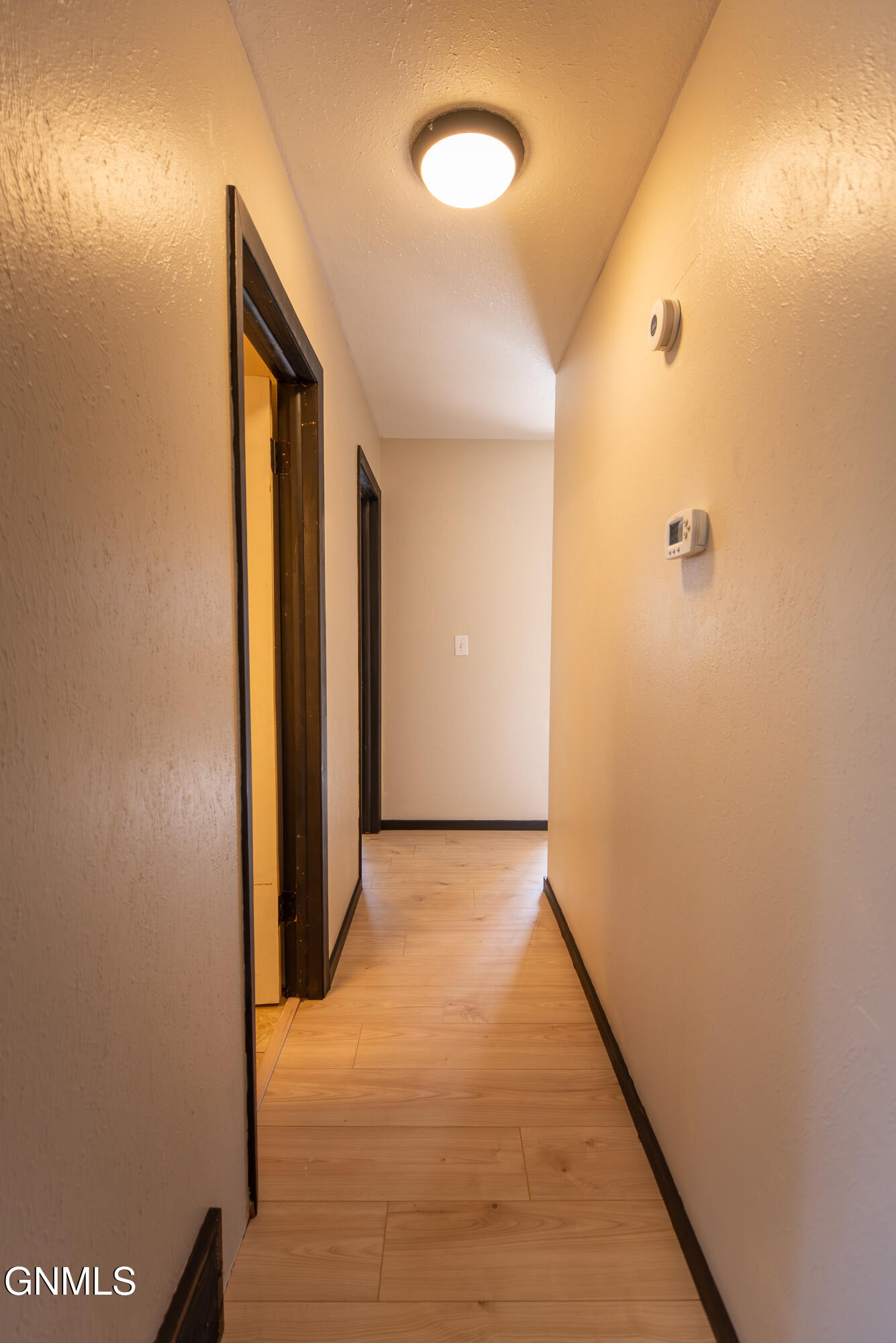 property viewer photo 15