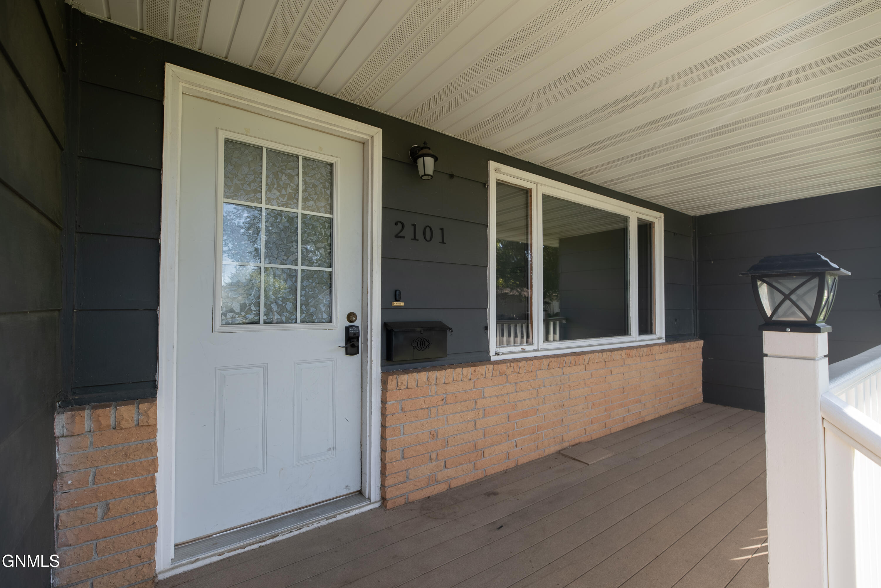 property viewer photo 2