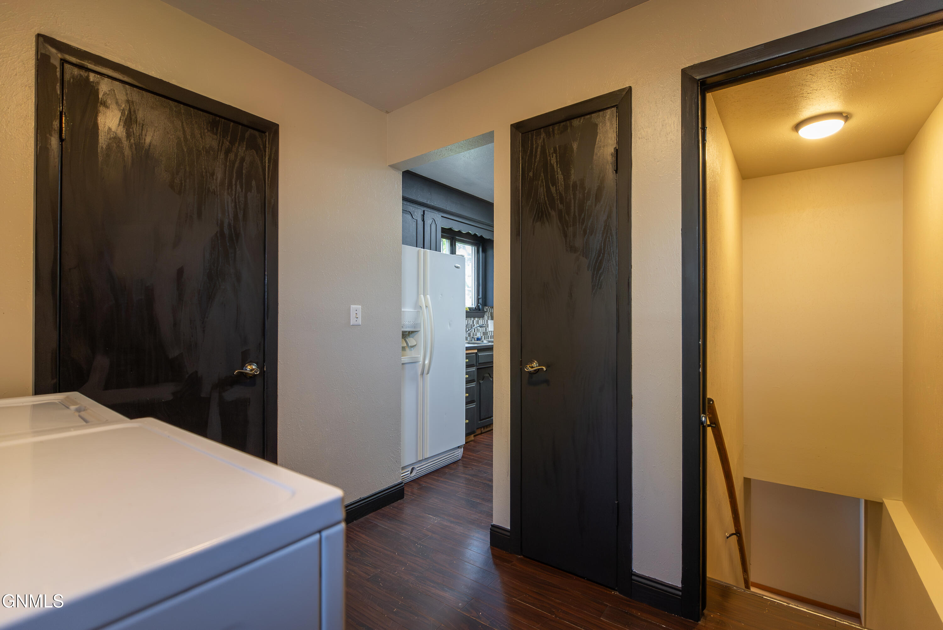 property viewer photo 23