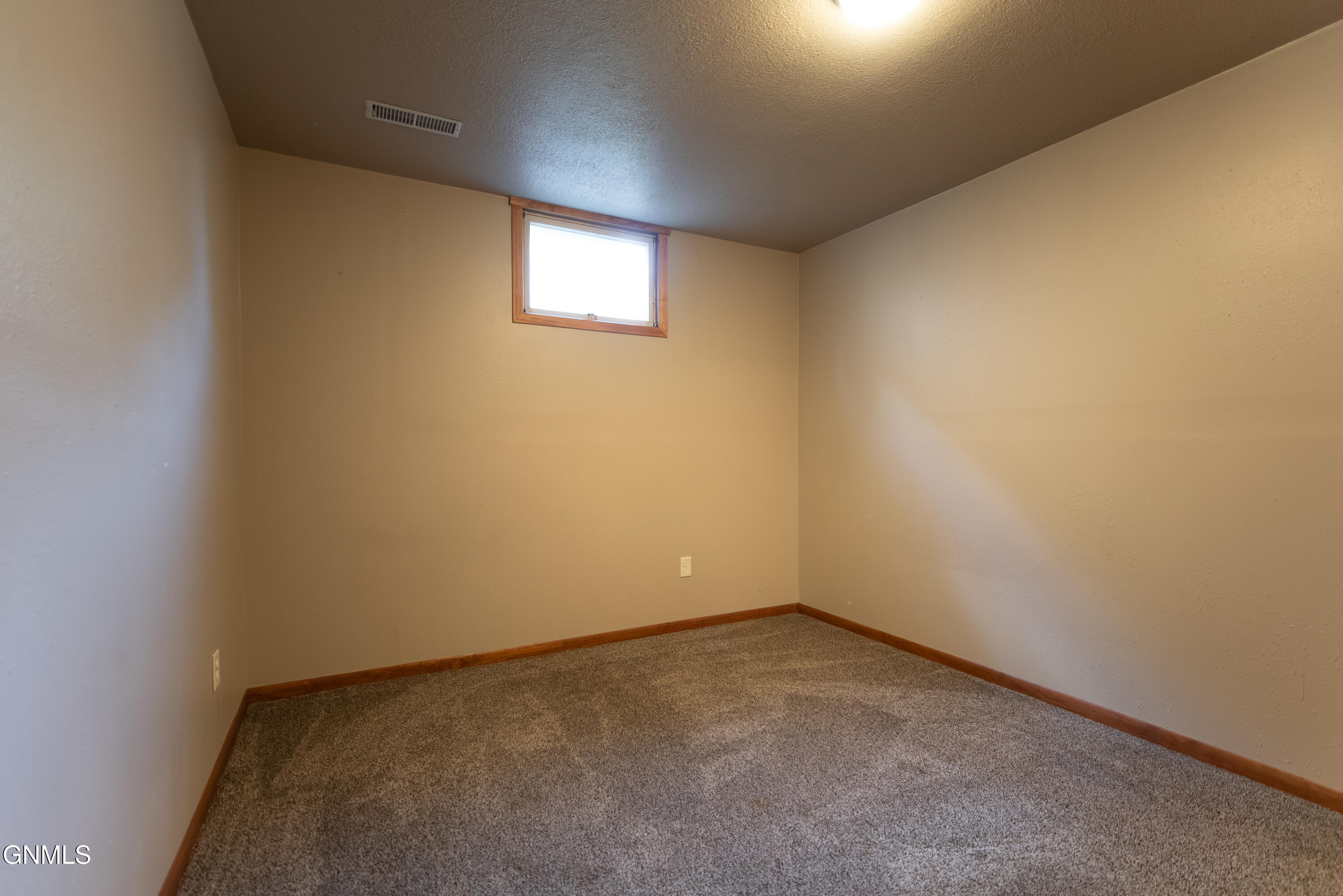property viewer photo 39