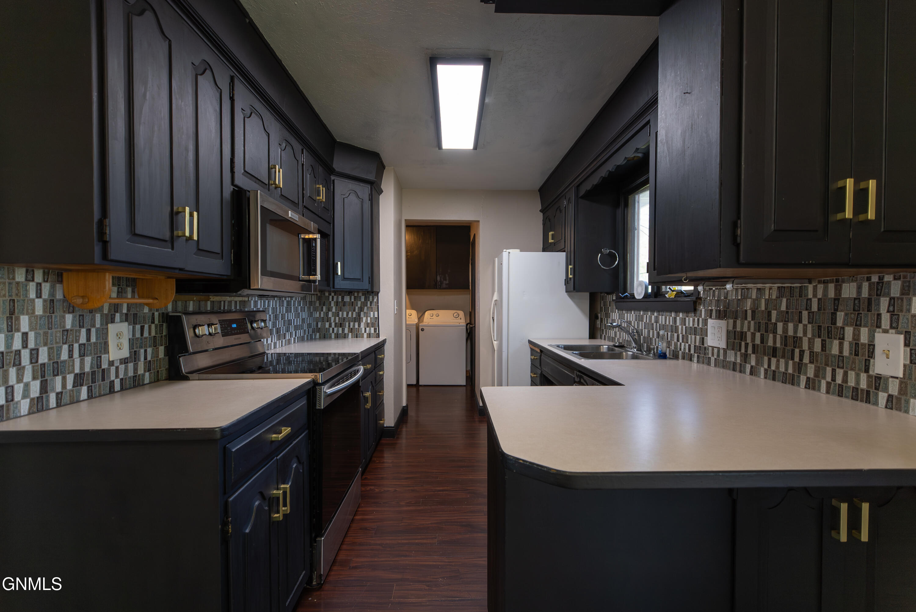 property viewer photo 5