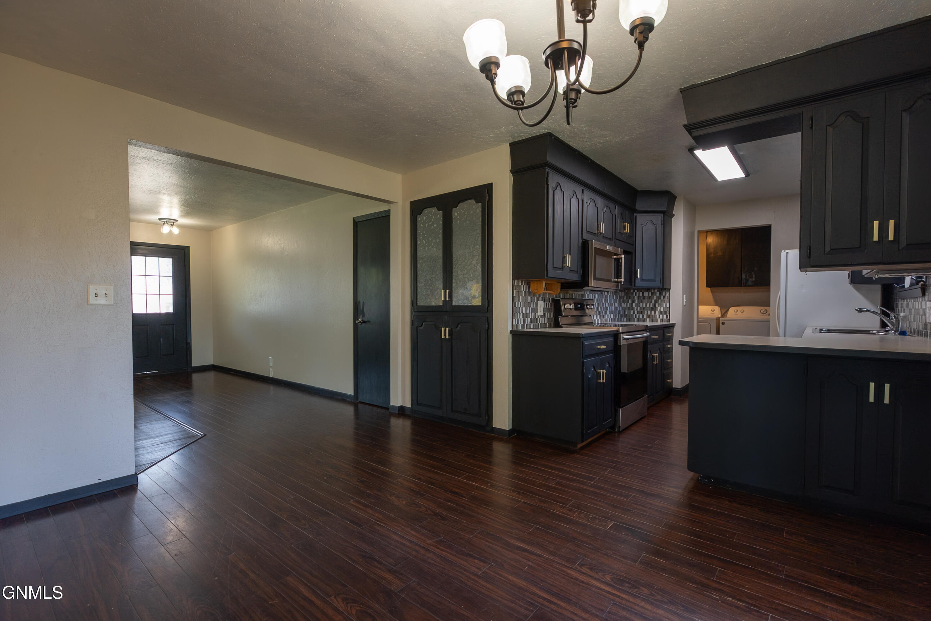 property viewer photo 6