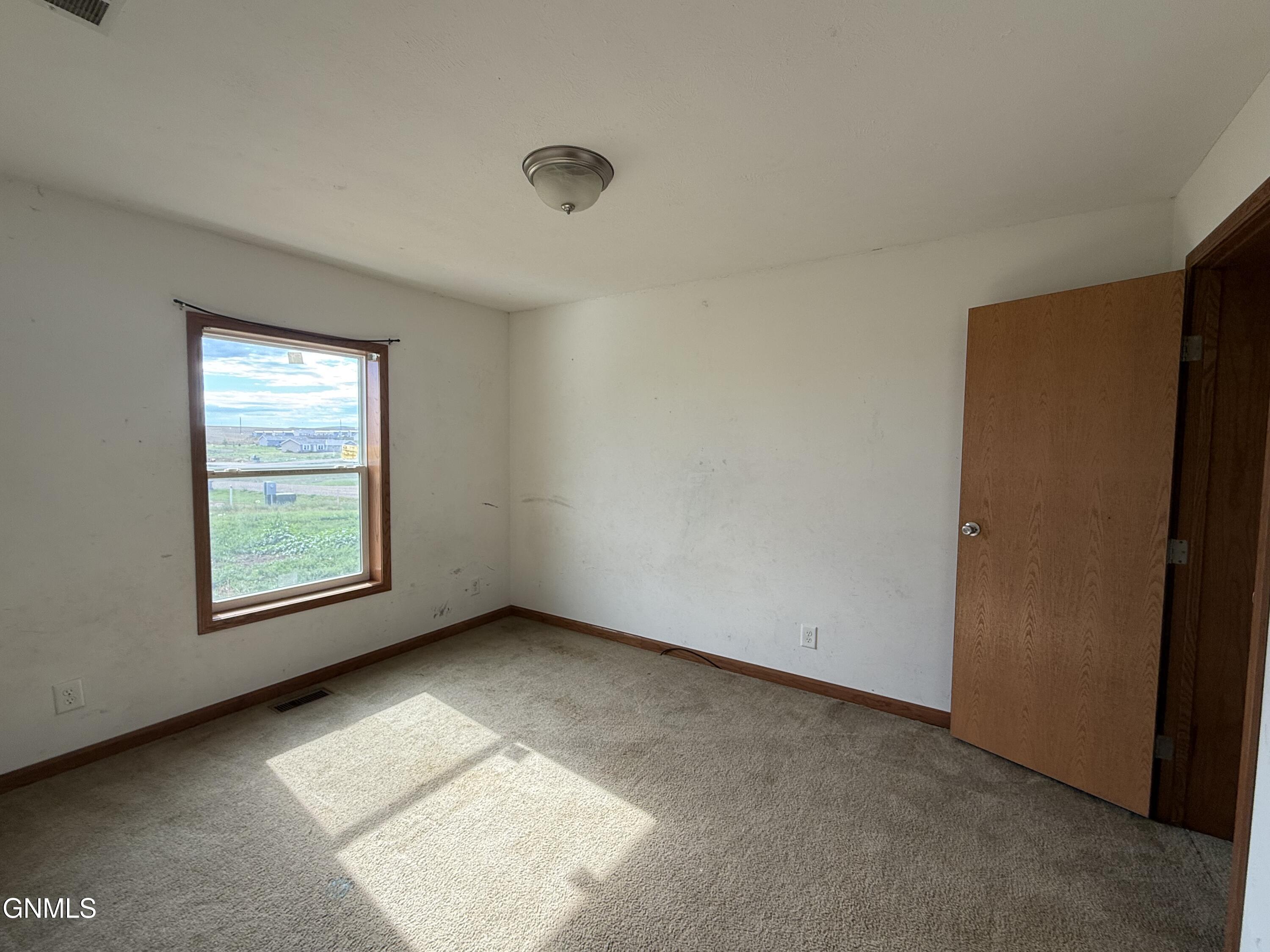 property viewer photo 5