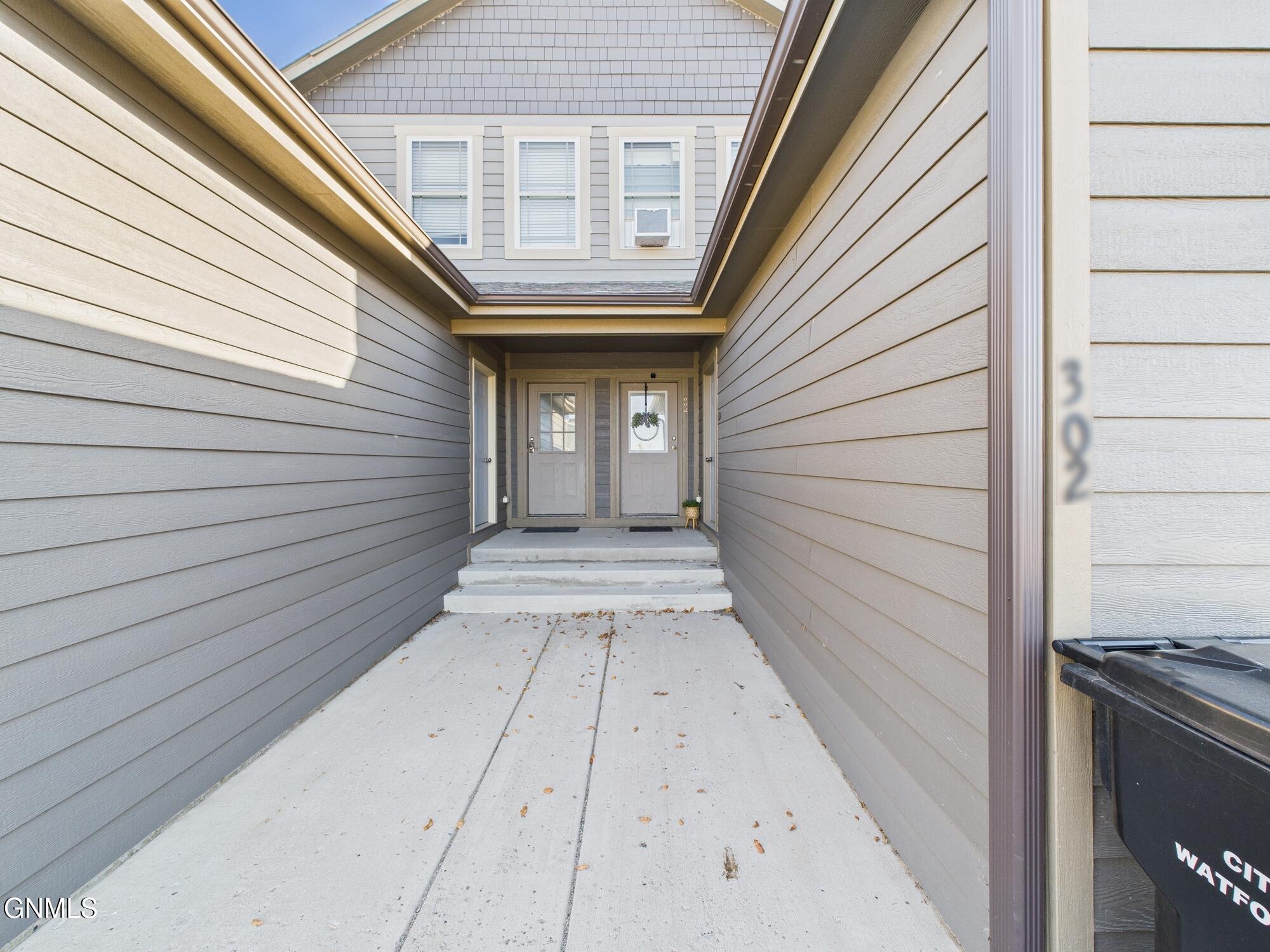 property viewer photo 1