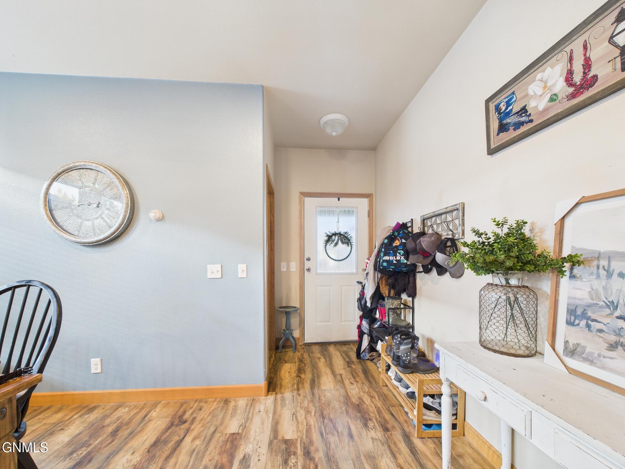 property viewer photo 10