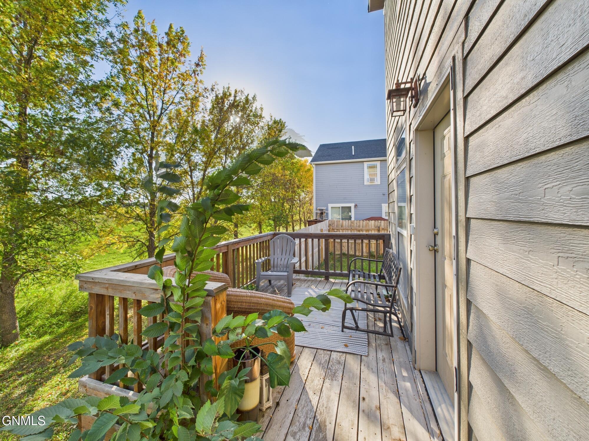 property viewer photo 7