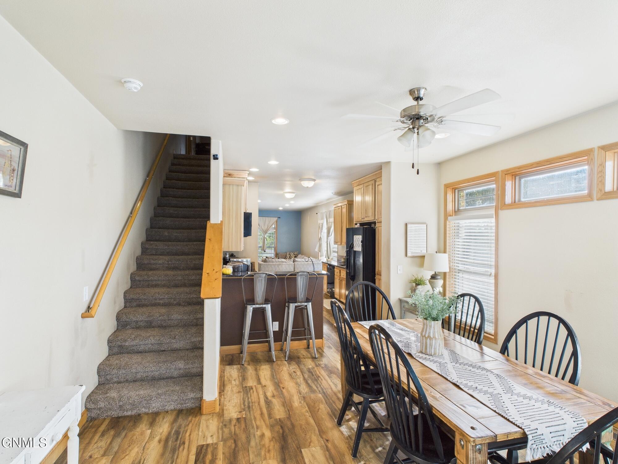 property viewer photo 8