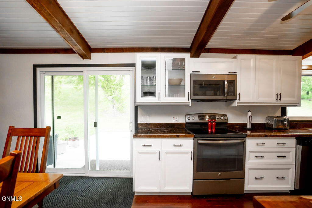 property viewer photo 19