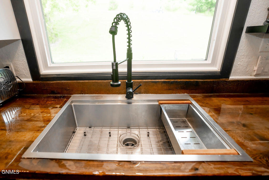 property viewer photo 21