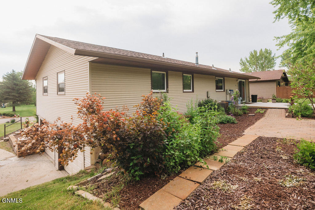 property viewer photo 6
