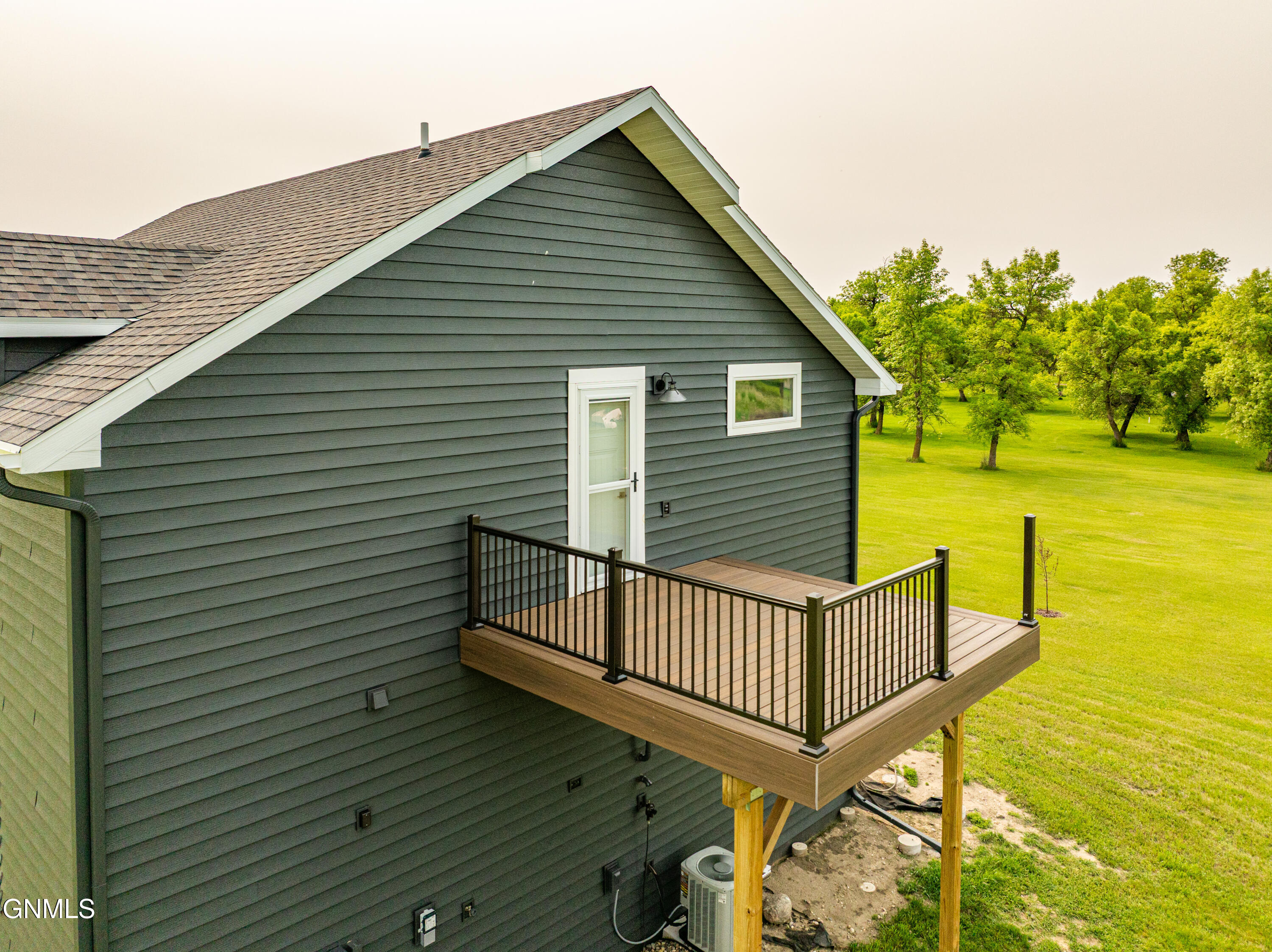 property viewer photo 53