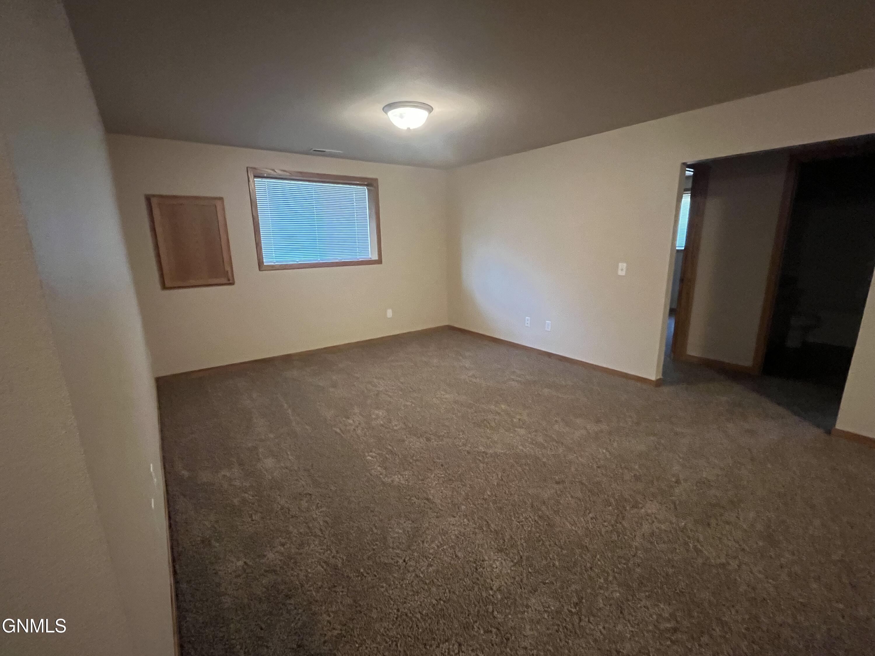 property viewer photo 17