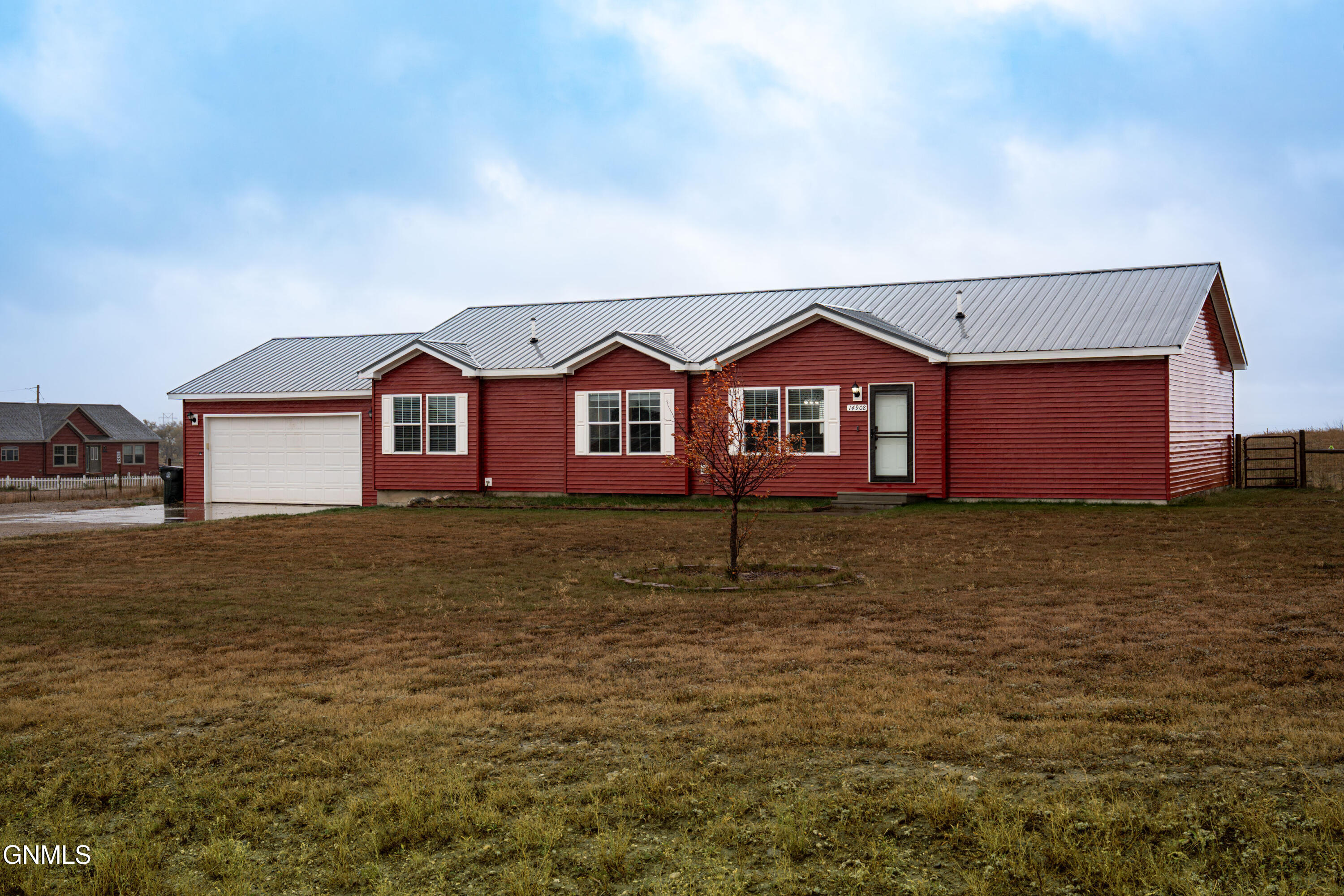 main property photo 0