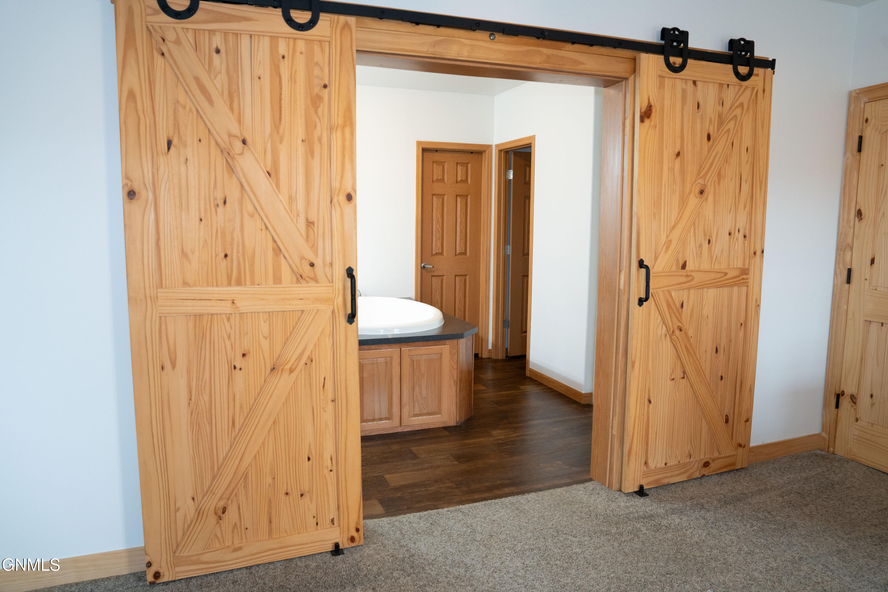 property viewer photo 21