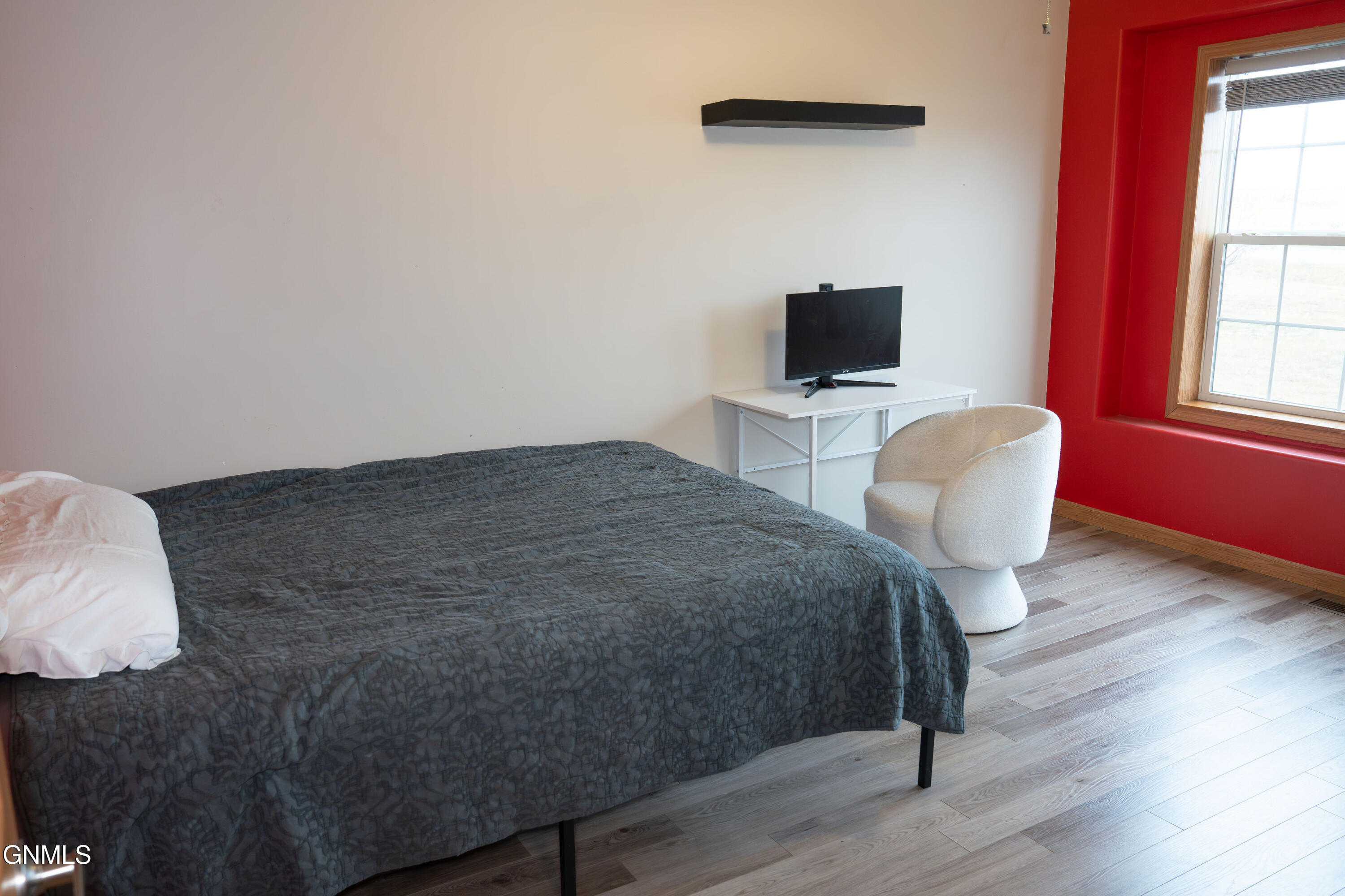 property viewer photo 29