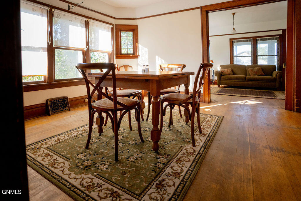 property viewer photo 14
