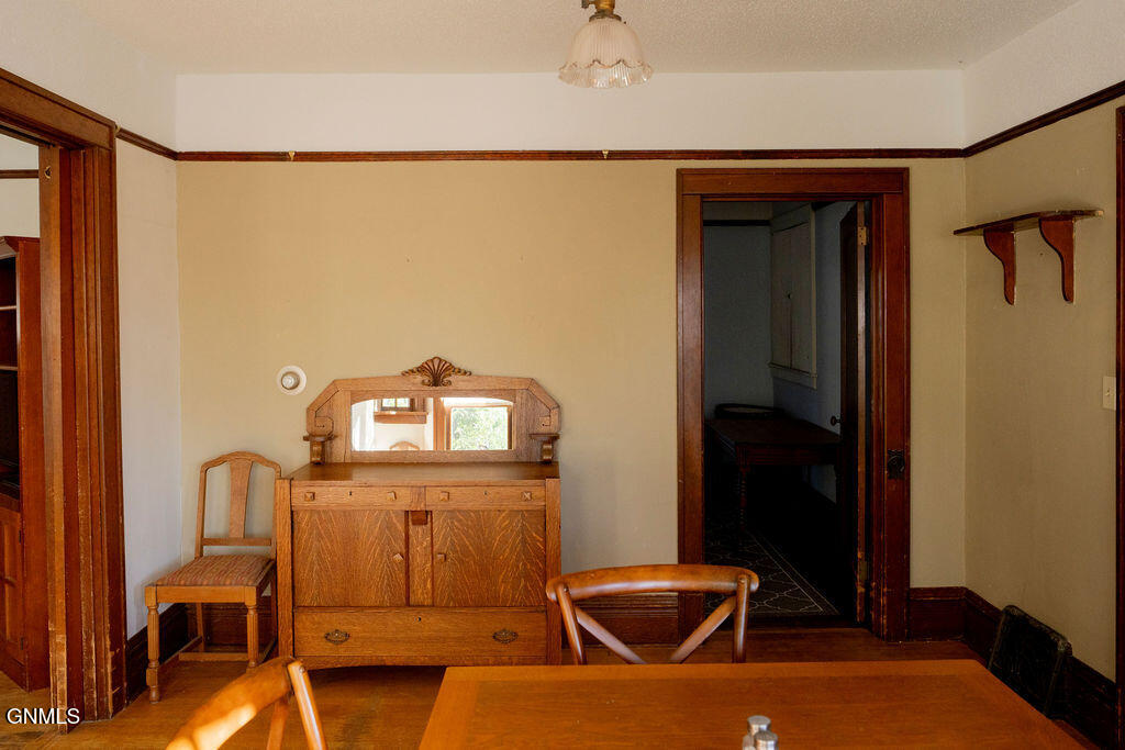 property viewer photo 18