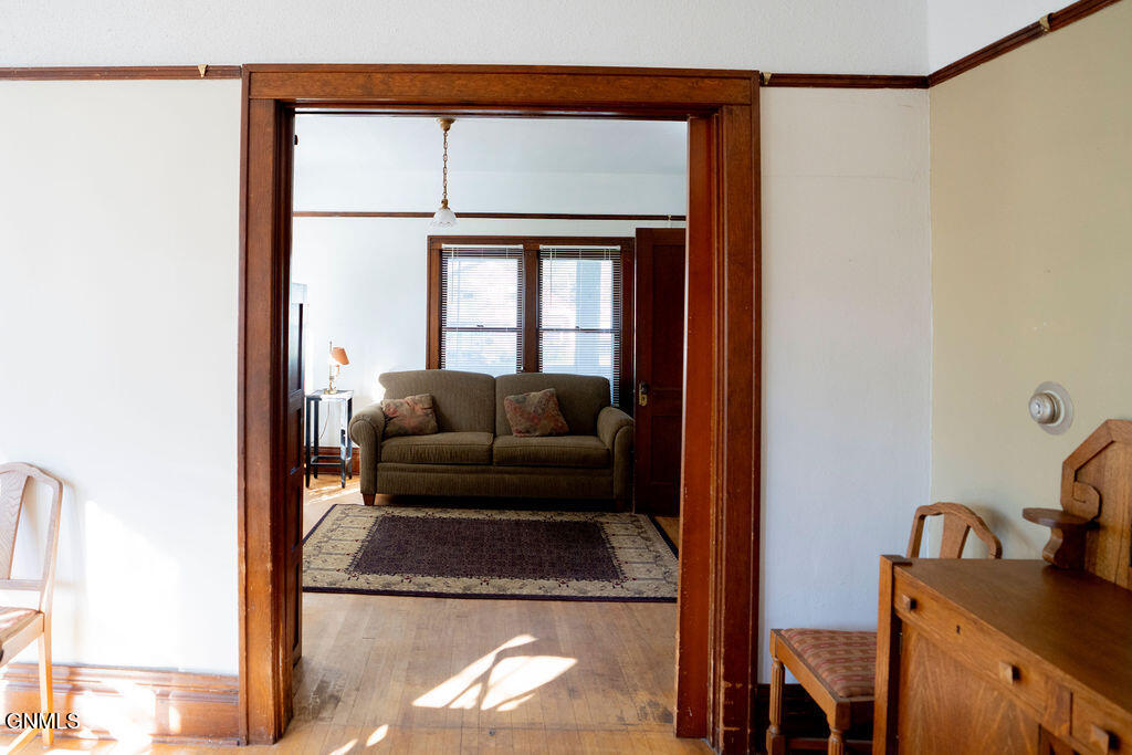 property viewer photo 23
