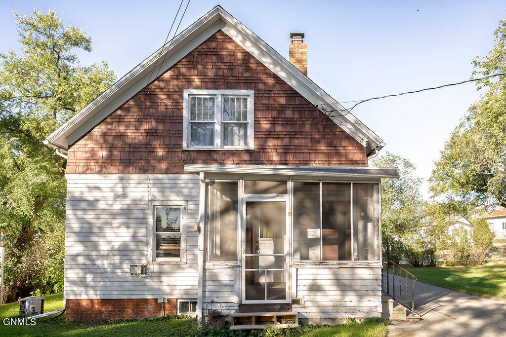 property viewer photo 3