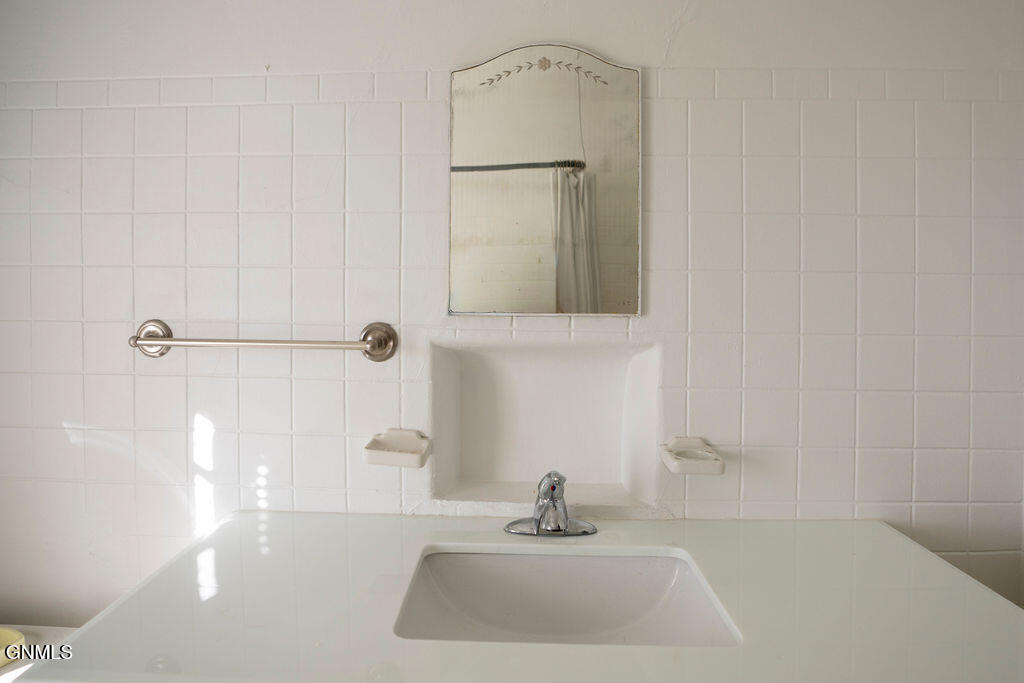 property viewer photo 37