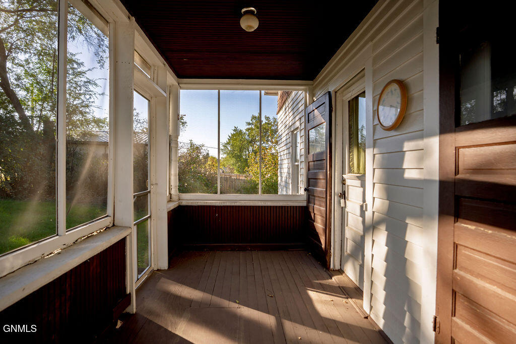 property viewer photo 5