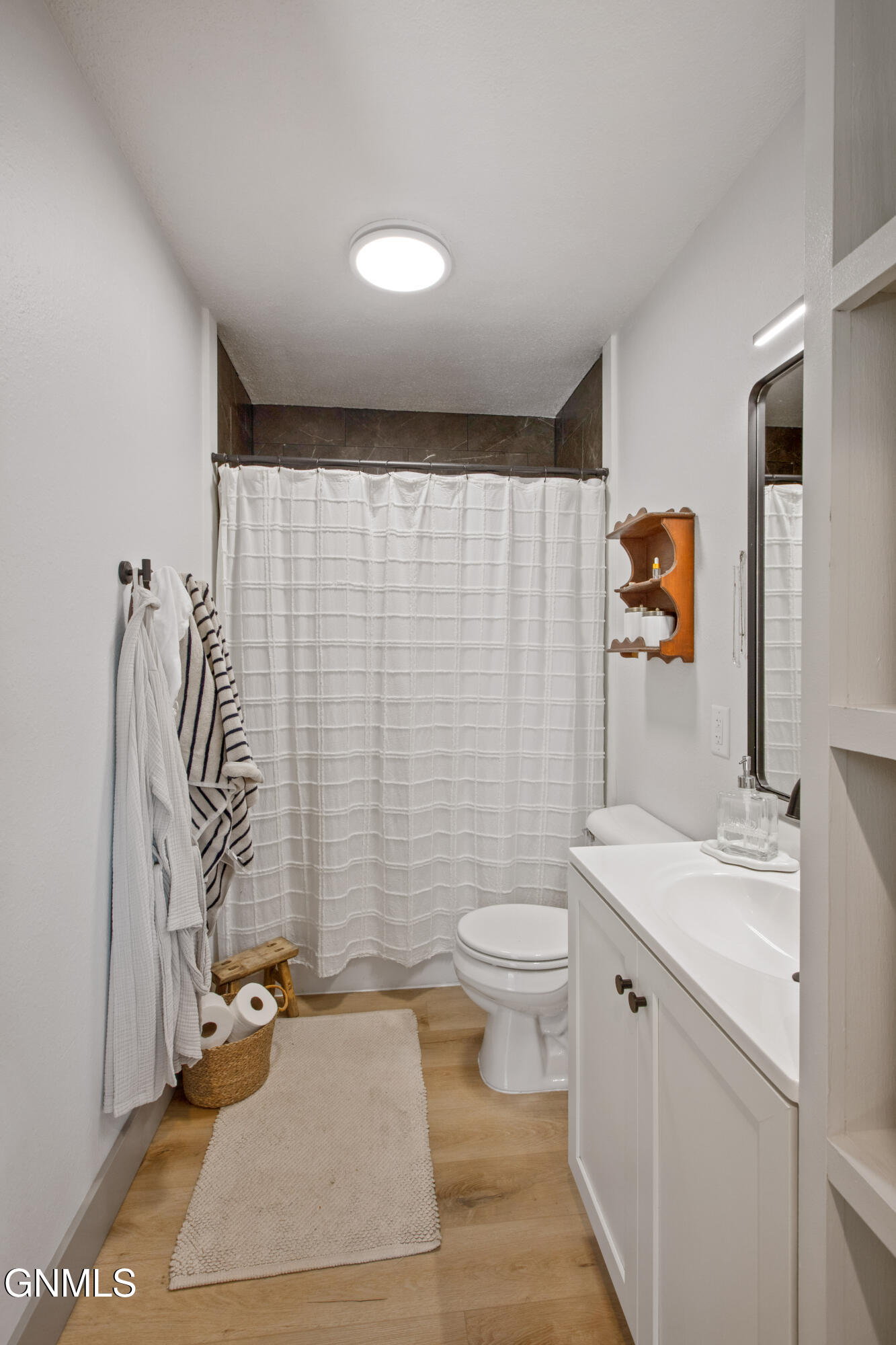 property viewer photo 11