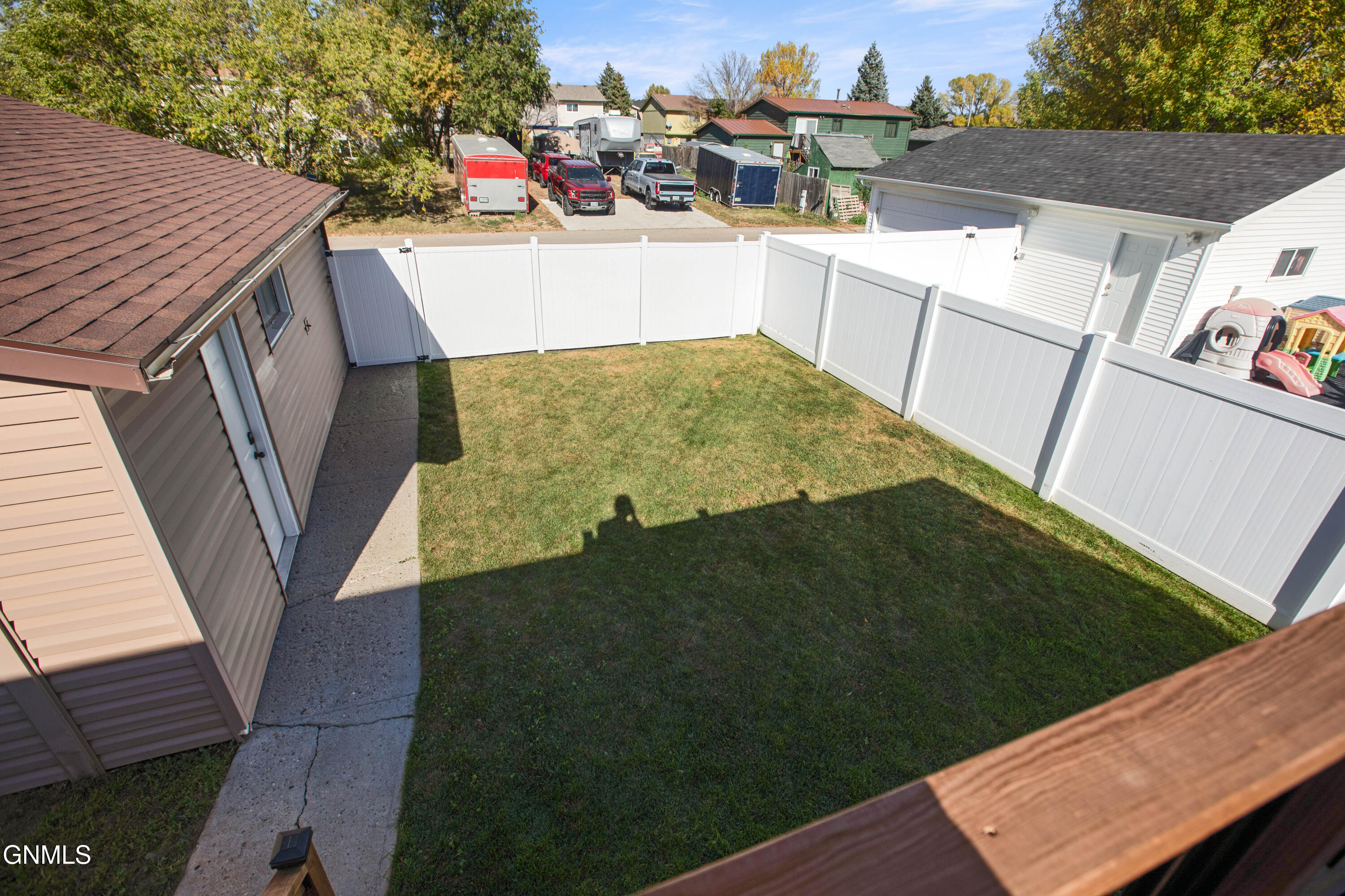 property viewer photo 27