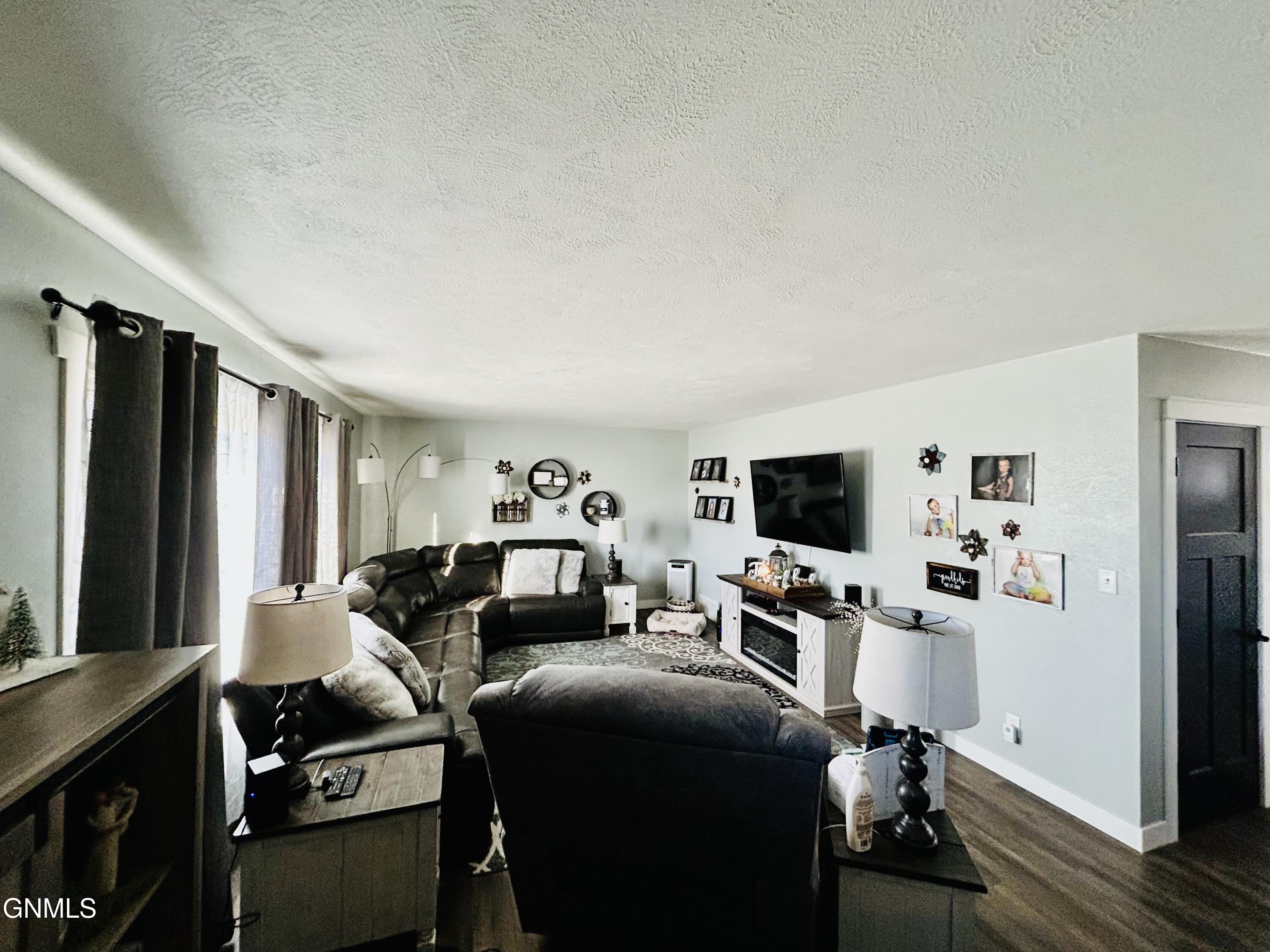 property viewer photo 21