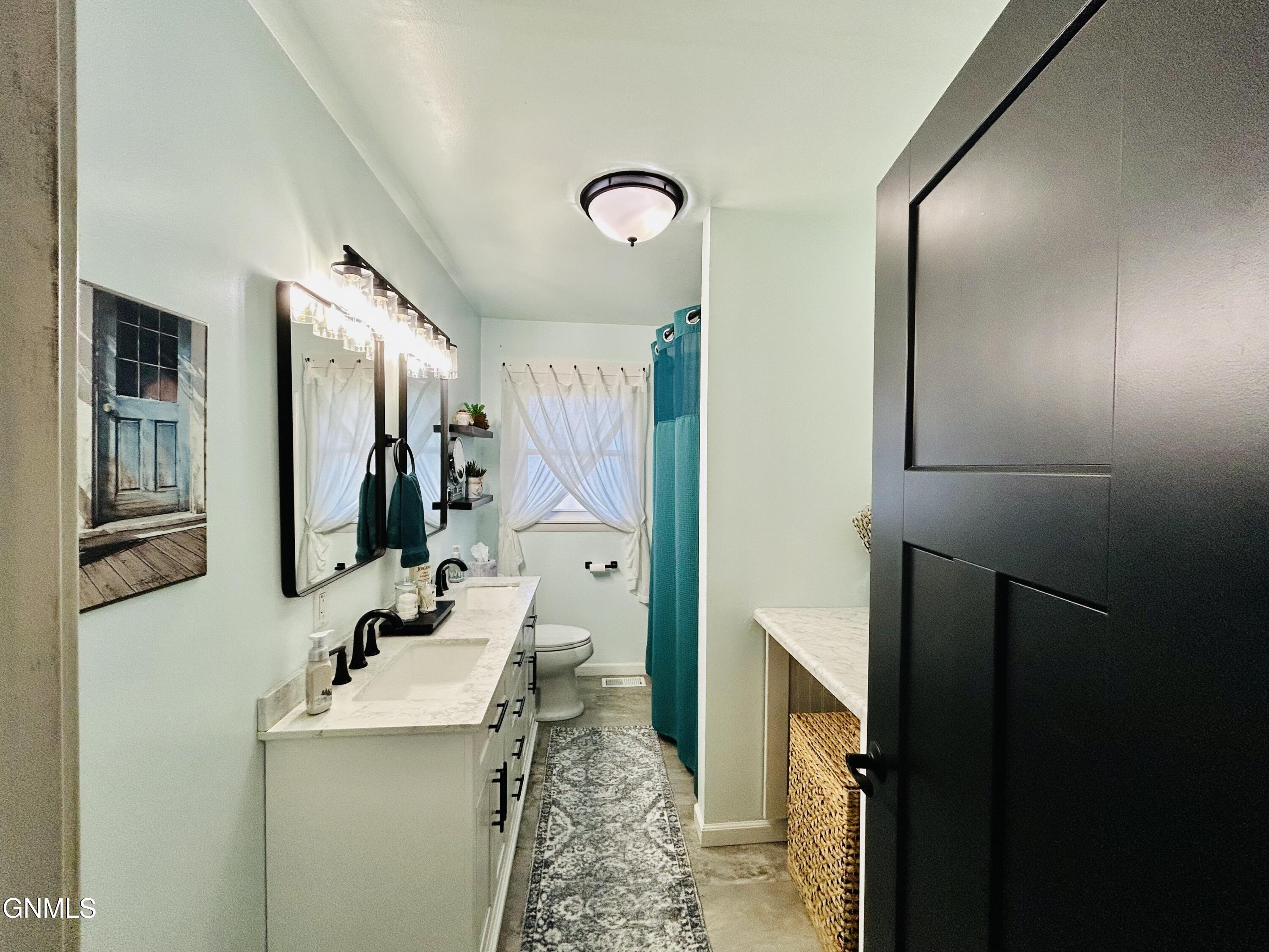 property viewer photo 25