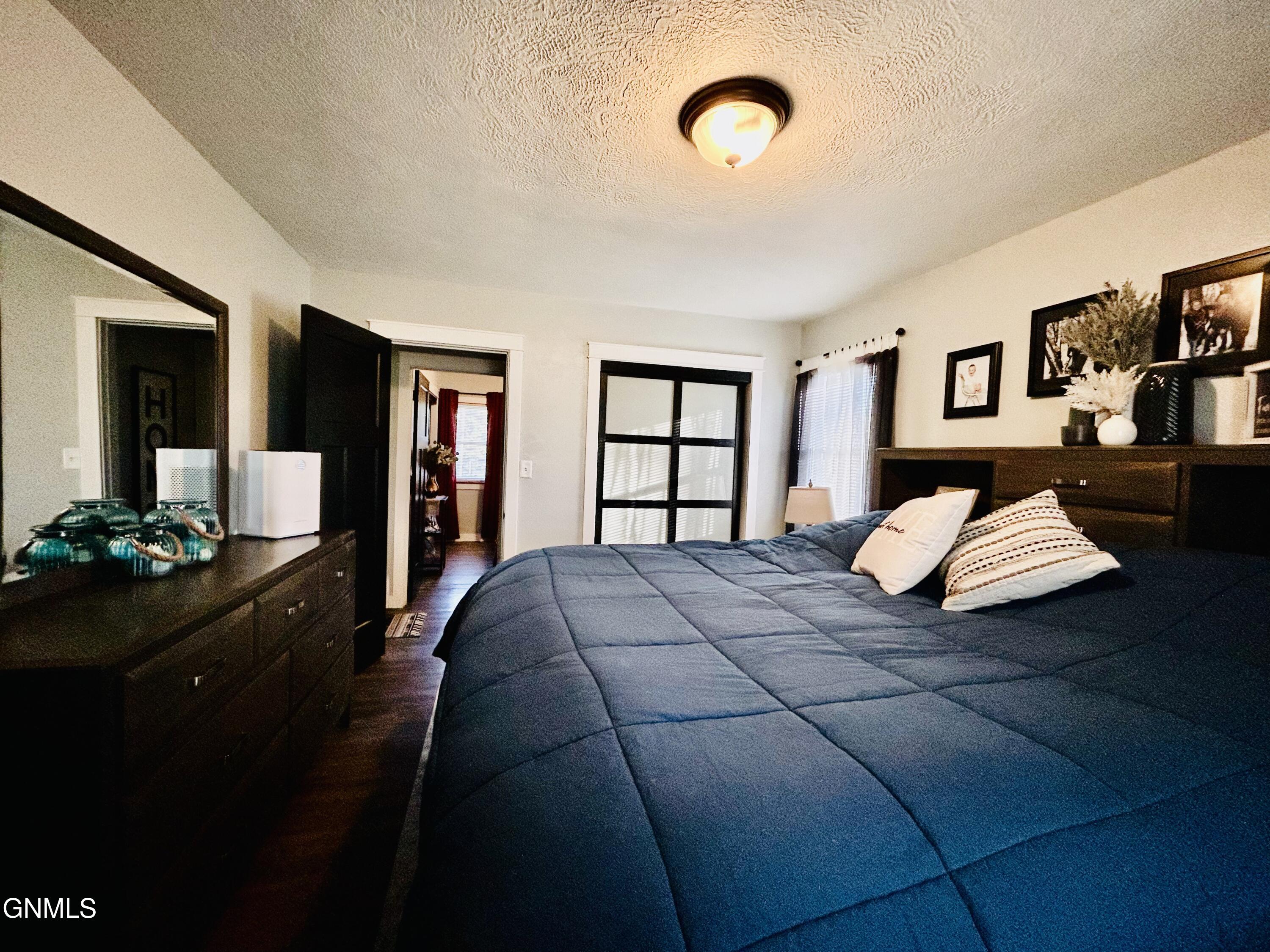 property viewer photo 31
