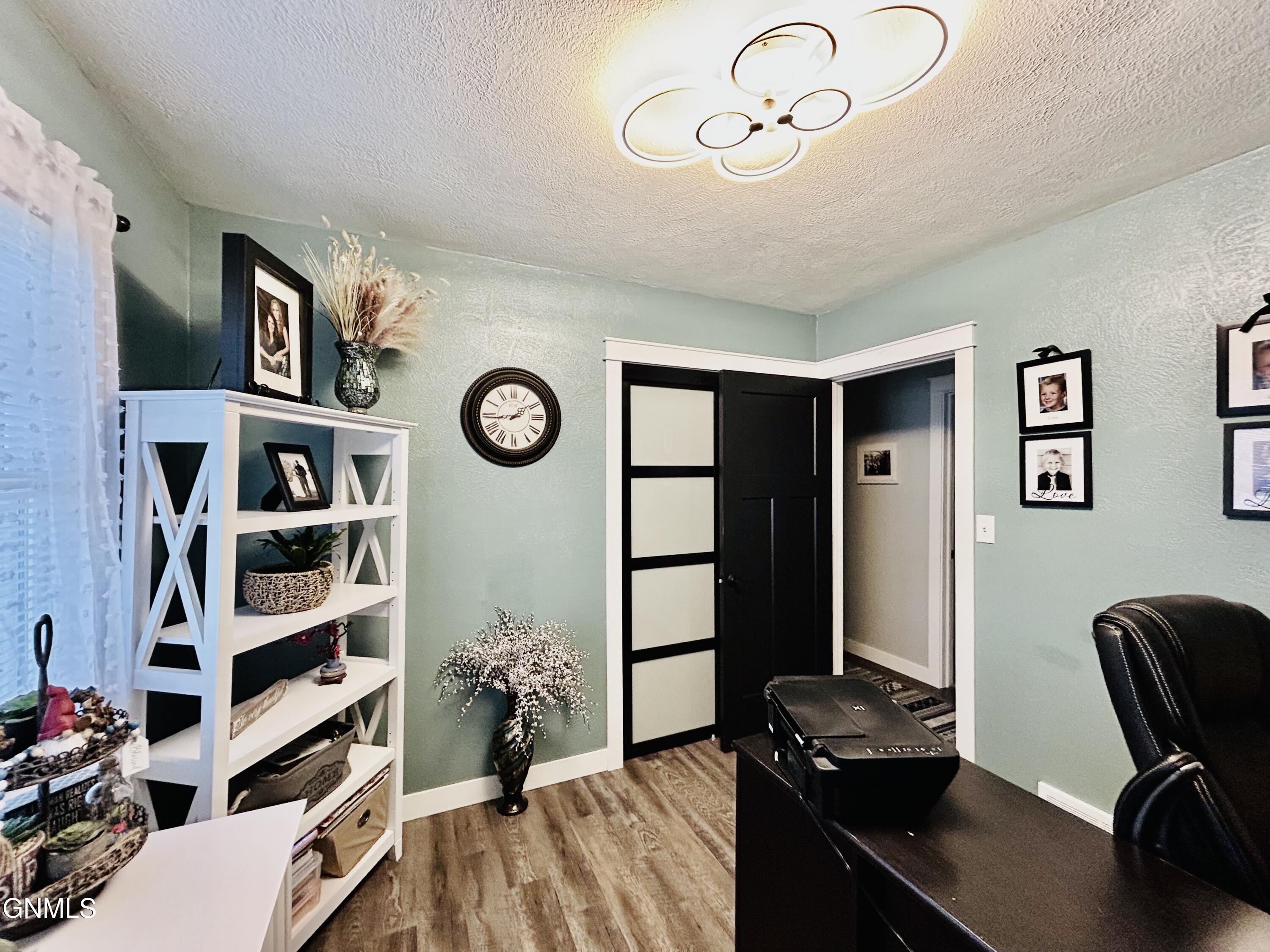 property viewer photo 35