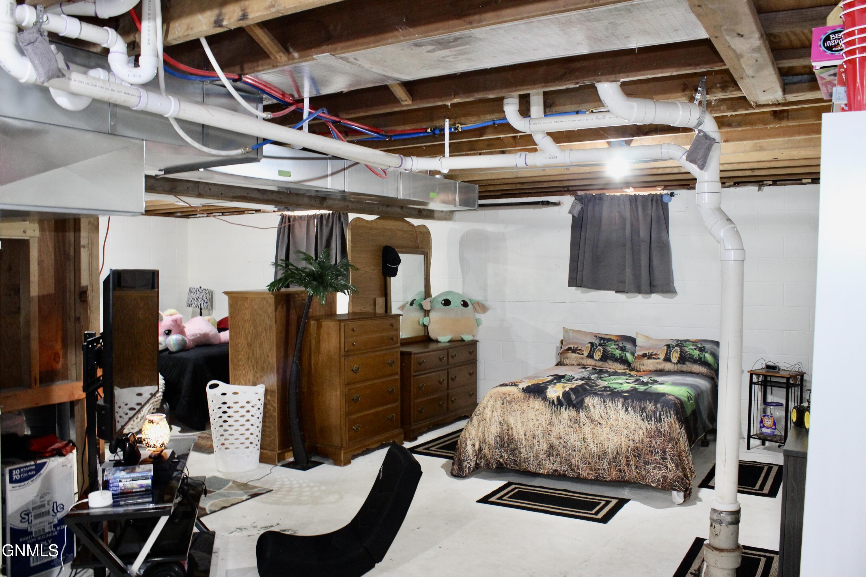 property viewer photo 42