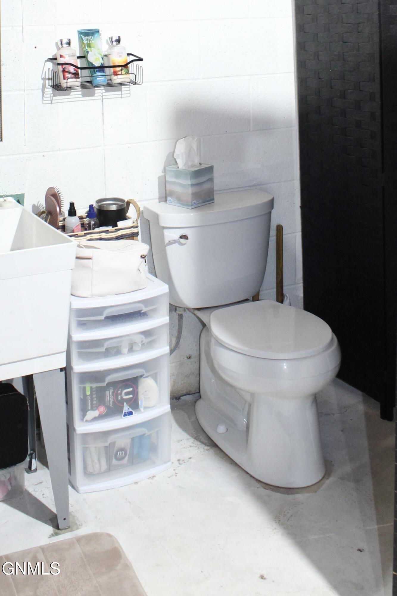 property viewer photo 44