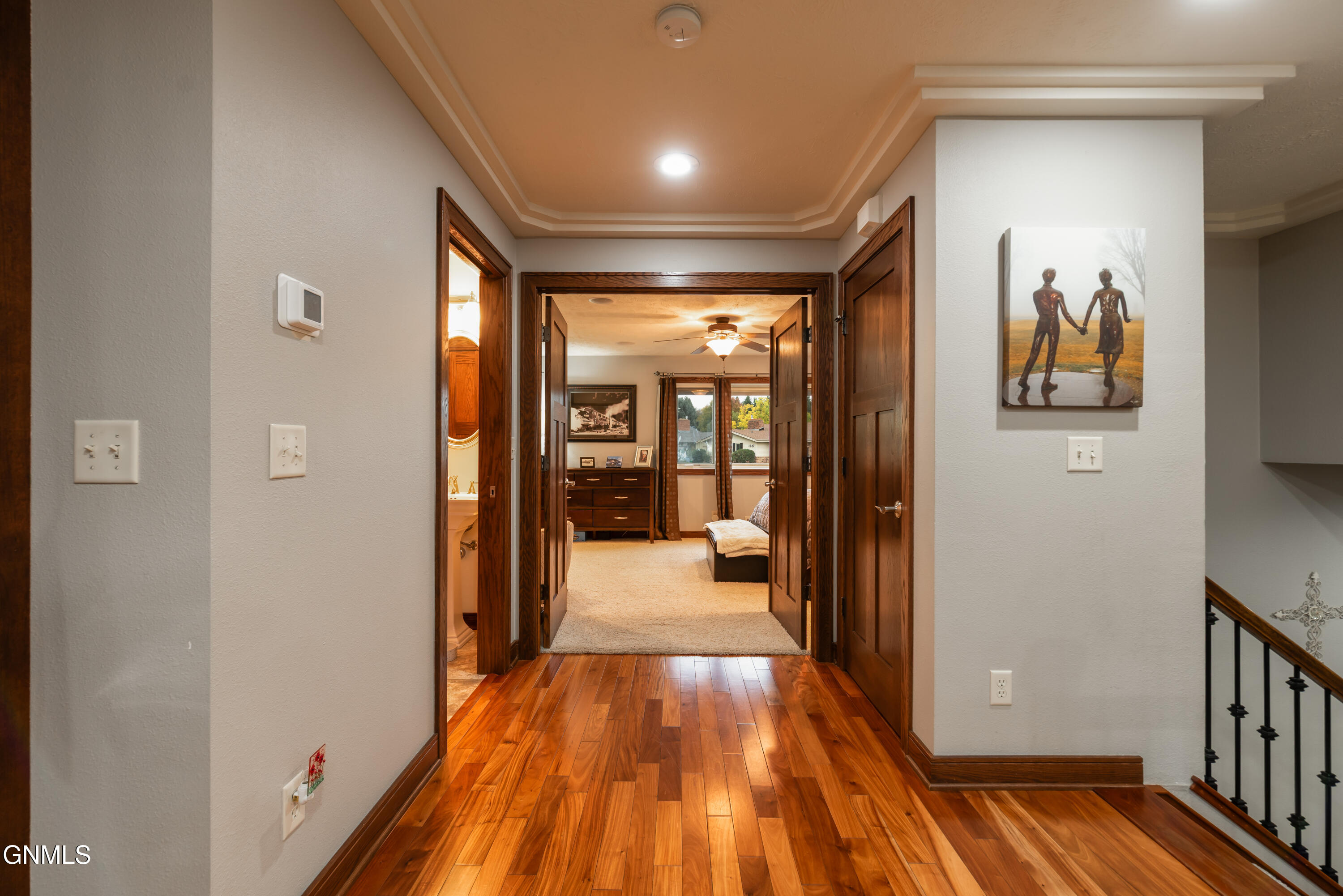 property viewer photo 20