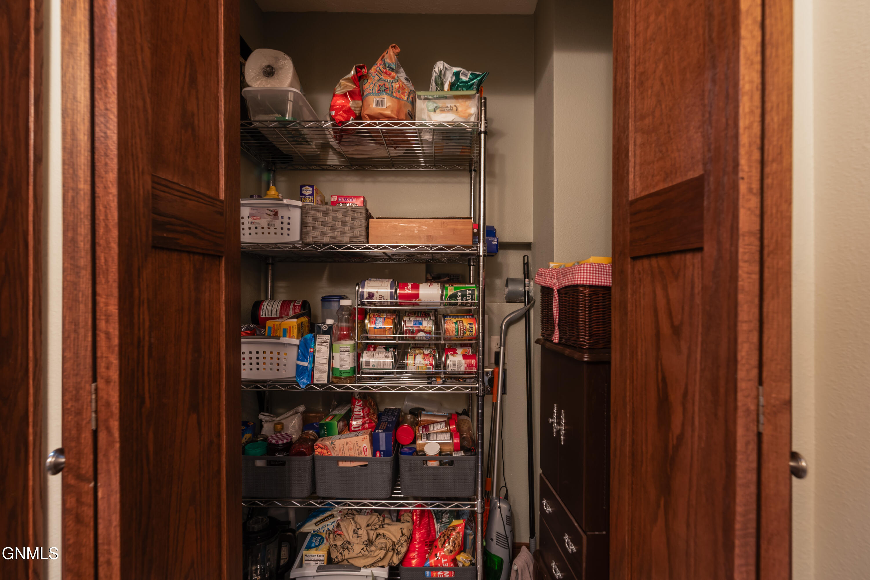 property viewer photo 23